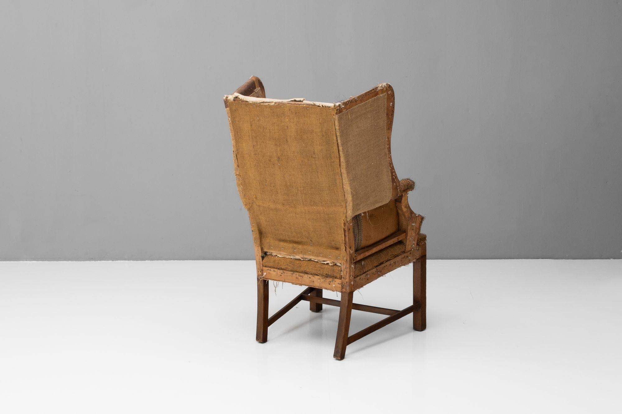 Wingback Armchair (Britisch) im Angebot