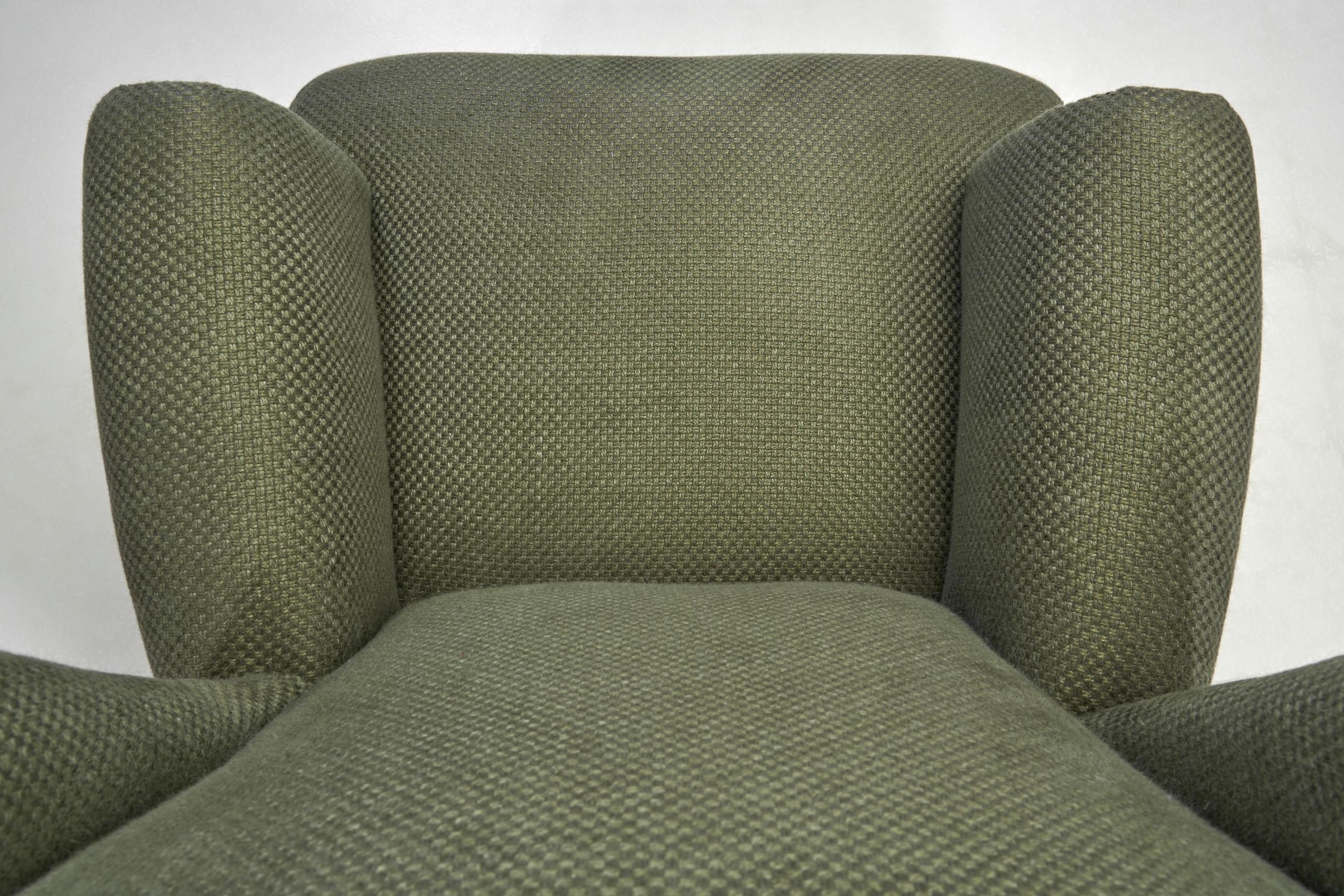 Fauteuil Wingback tapissé en vert foncé, Europe, milieu du 20e siècle en vente 3