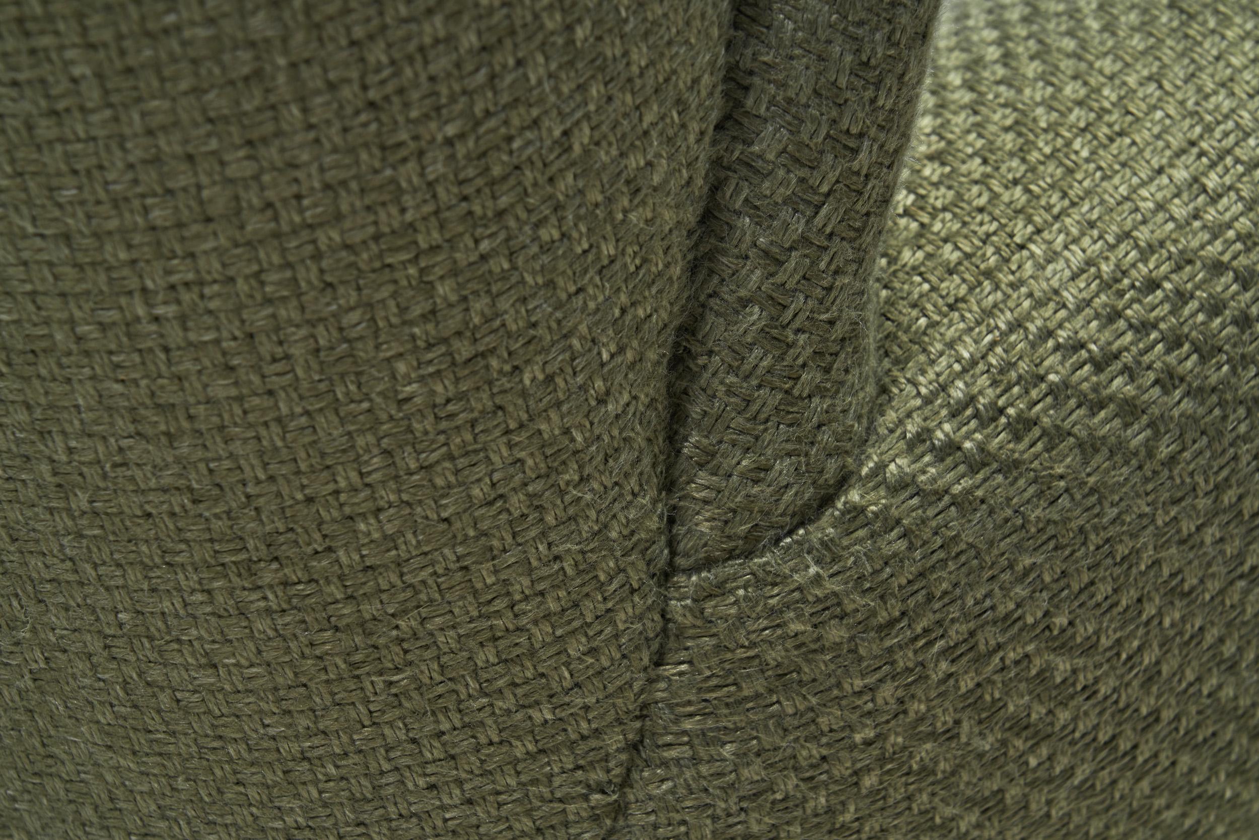 Fauteuil Wingback tapissé en vert foncé, Europe, milieu du 20e siècle en vente 7