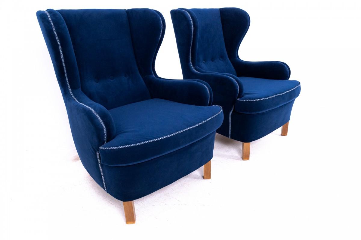 Sillones con respaldo, Norte de Europa, mediados del siglo XX. Después de la renovación. Otro en venta