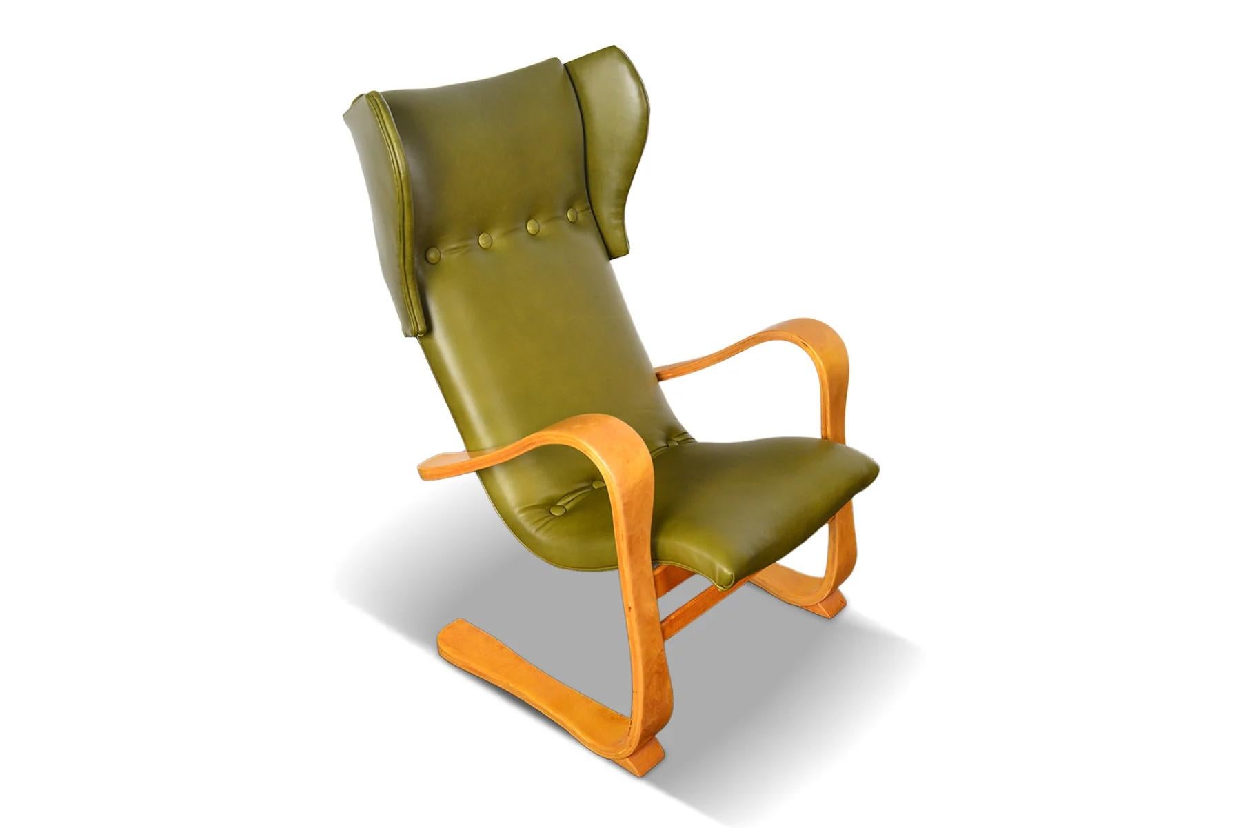 Mid-Century Modern Wingback Cantilevered Lounge Chair By Gustav Axel Berg For Sale