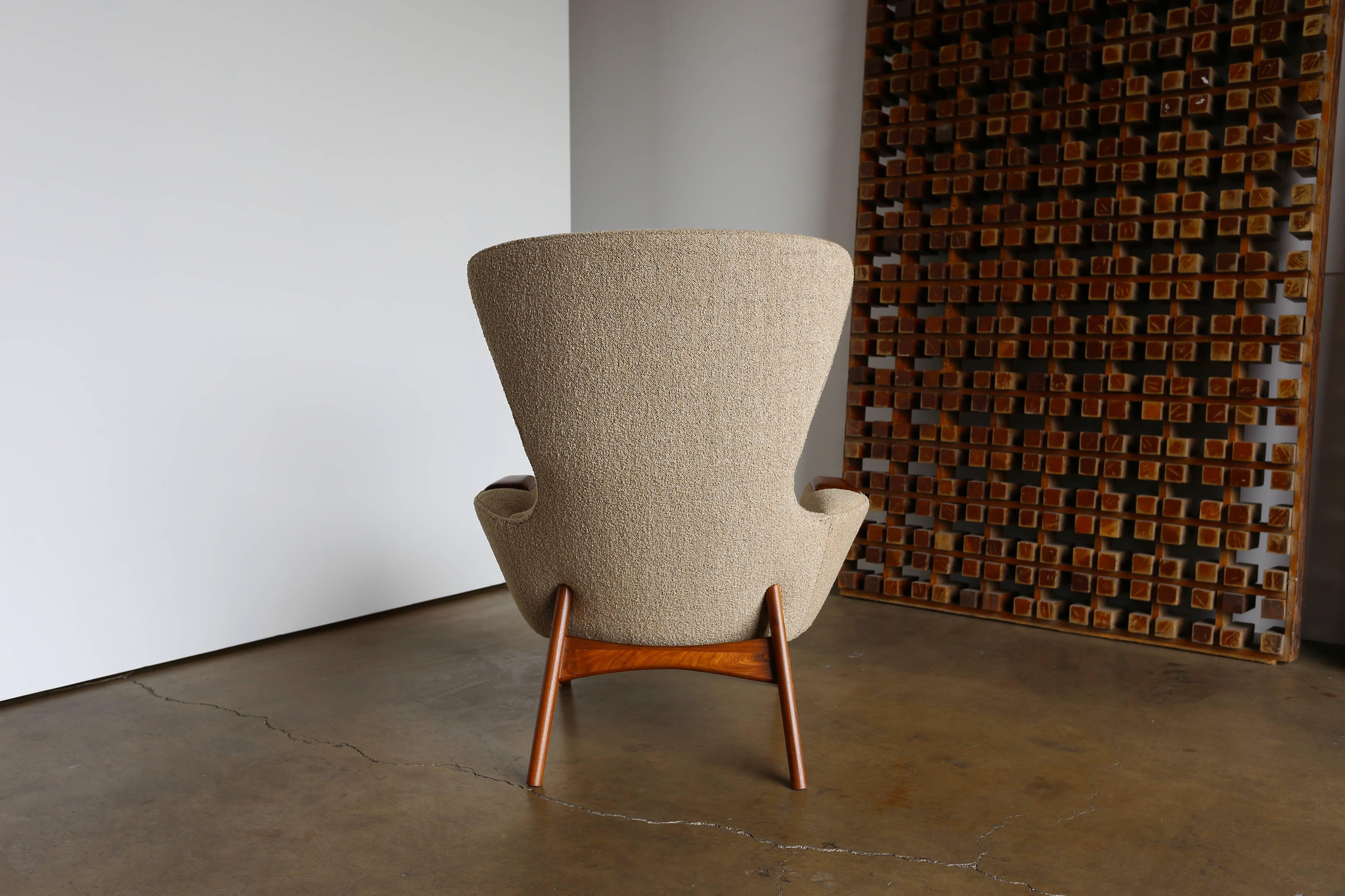 Wingback Chair by Adrian Pearsall for Craft Associates In Good Condition In Costa Mesa, CA
