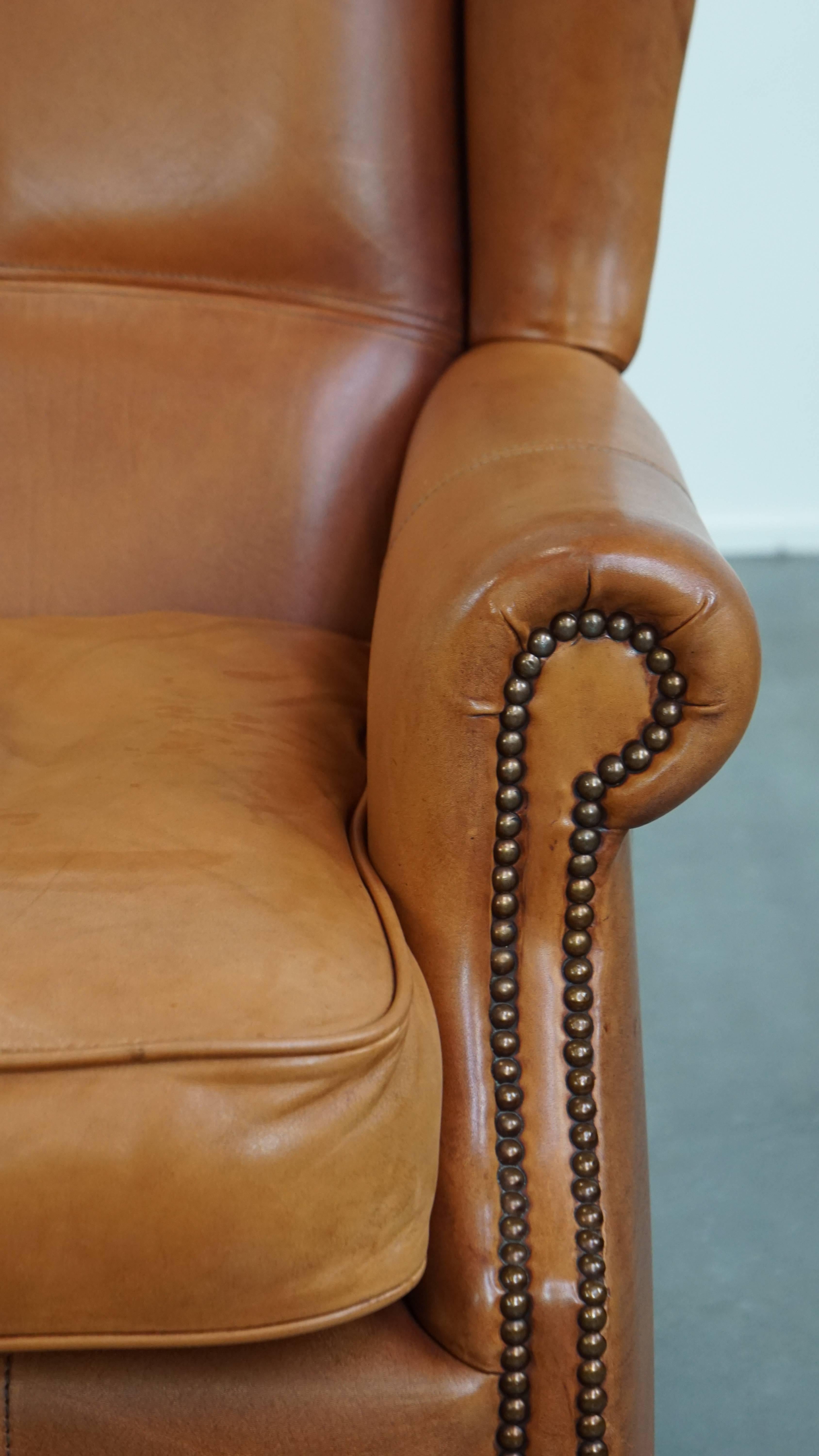 Chaise Wingback en cuir de vachette en vente 1