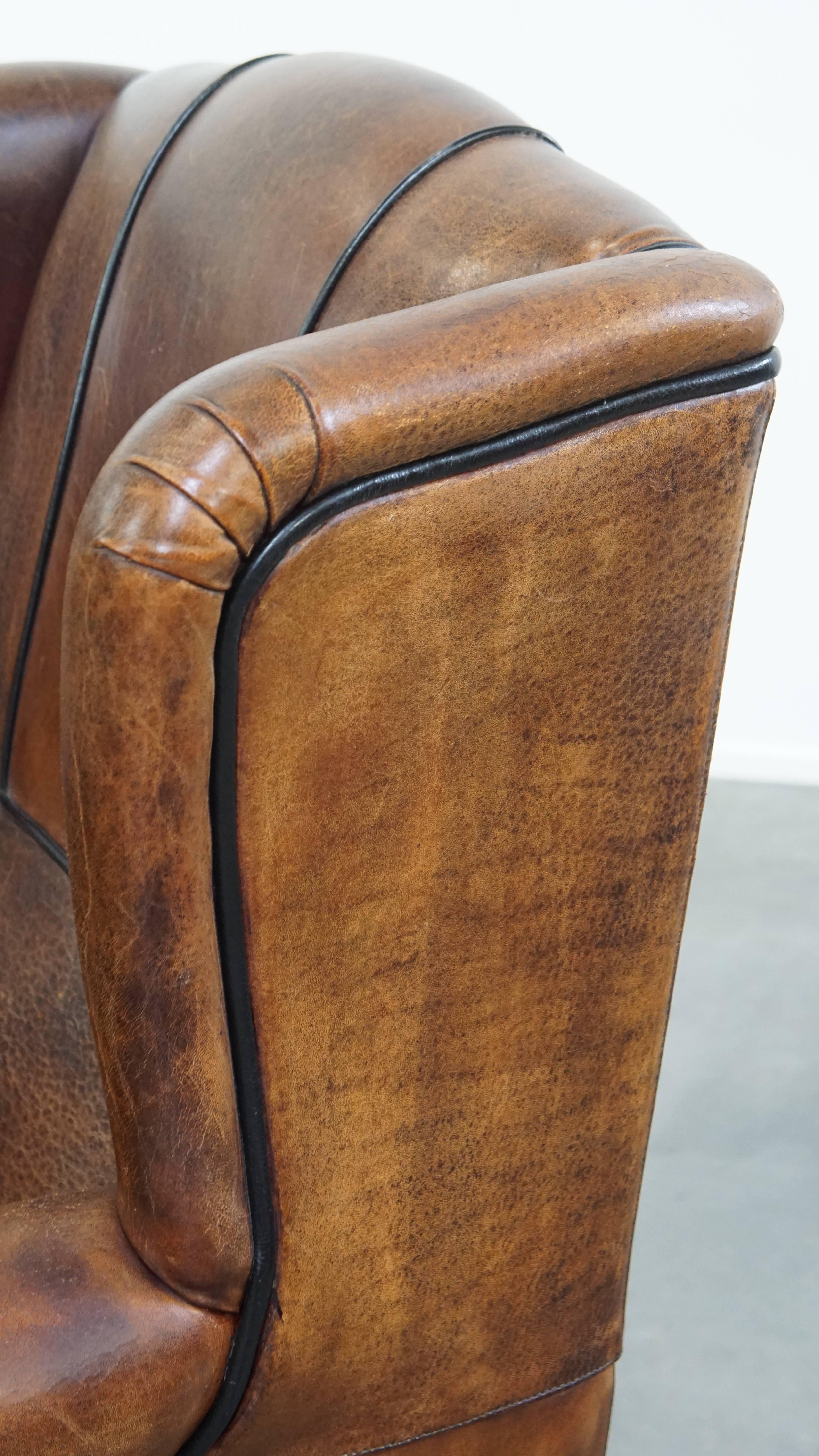 Sedia Wingback in pelle di pecora in vendita 8
