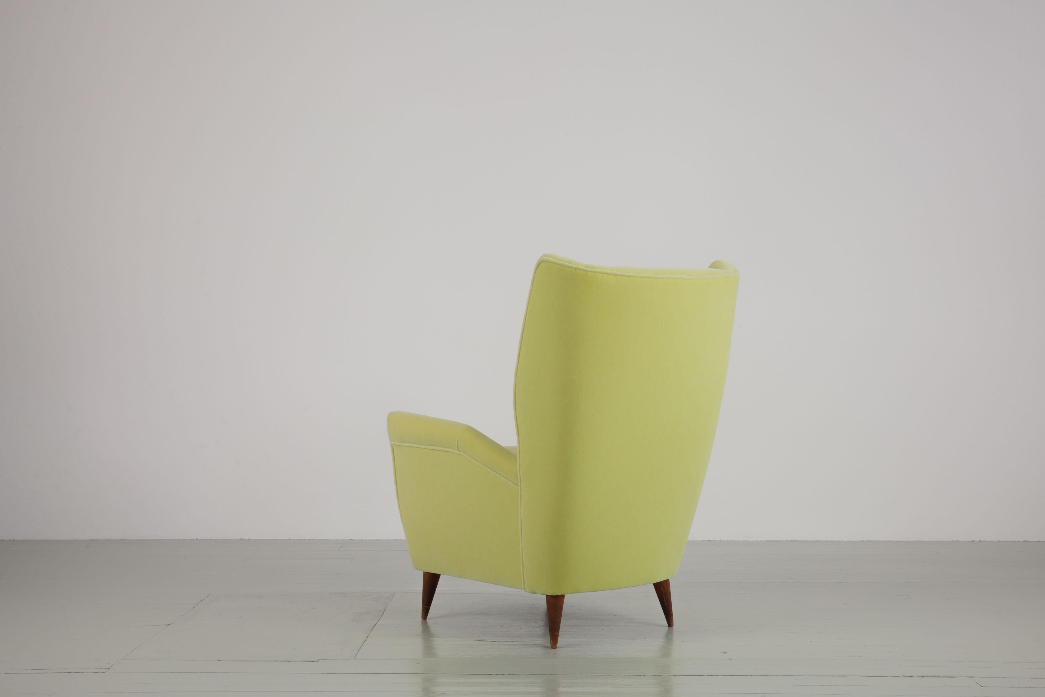 Italian Yellow Wingback Chair, Produced by I.S.A. Bergamo, 1950s For Sale 1