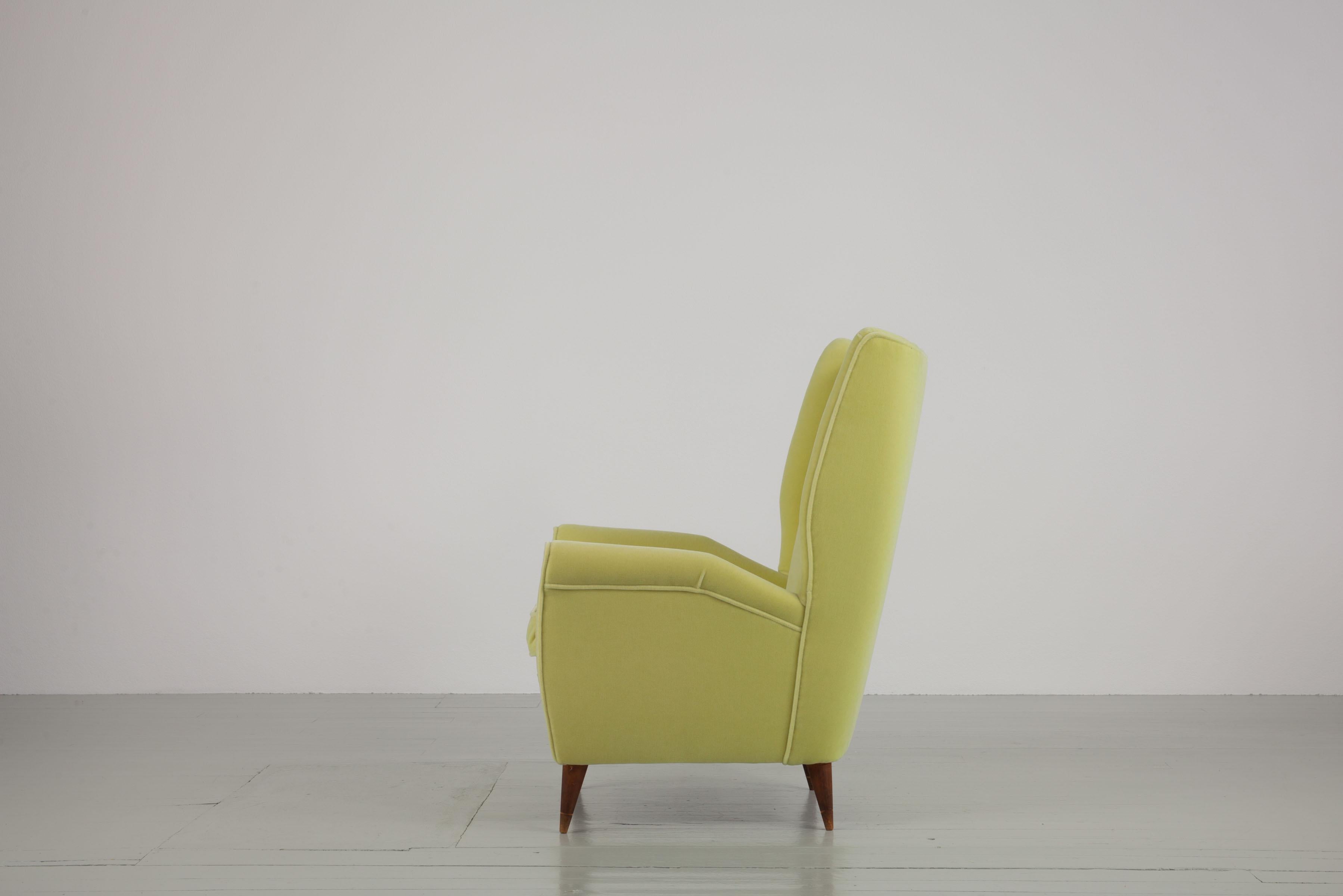 Italian Yellow Wingback Chair, Produced by I.S.A. Bergamo, 1950s For Sale 2