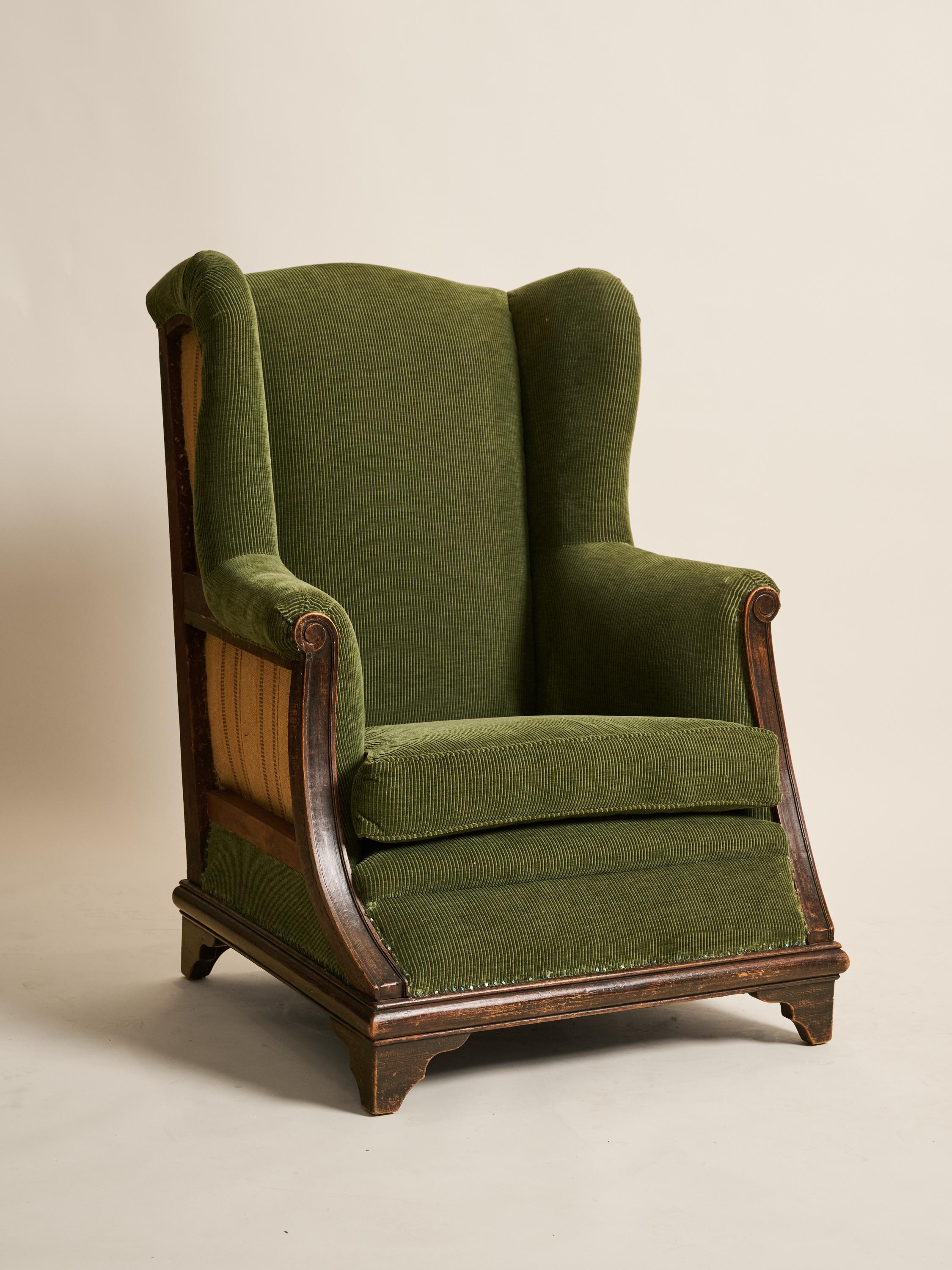Chaise à dossier tapissée de velours vert, France, 1930-1939 Bon état - En vente à San Francisco, CA