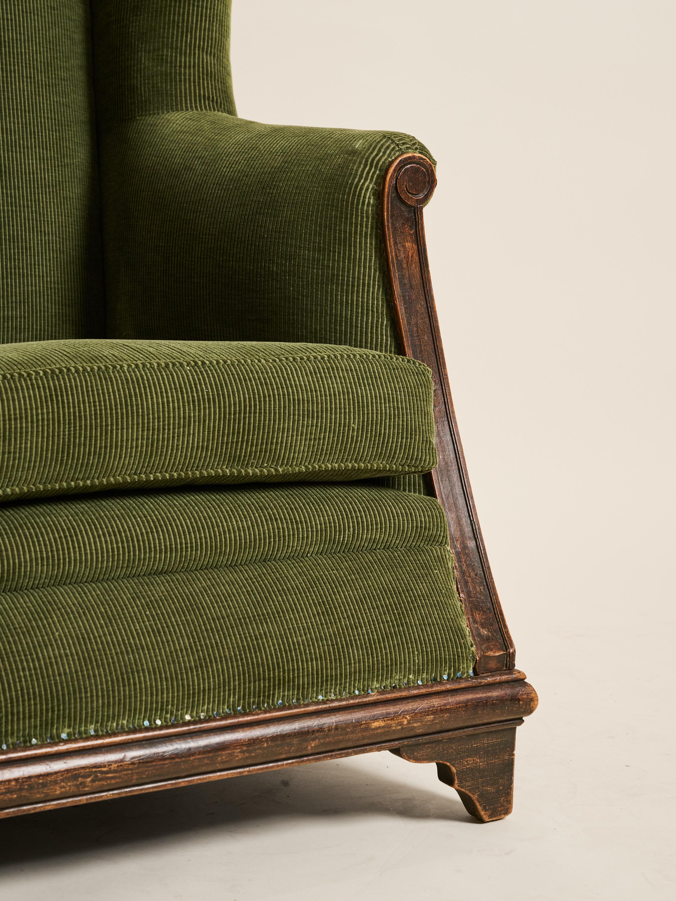 Chaise à dossier tapissée de velours vert, France, 1930-1939 en vente 1