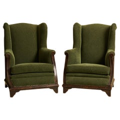 Chaise à dossier tapissée de velours vert, France, 1930-1939