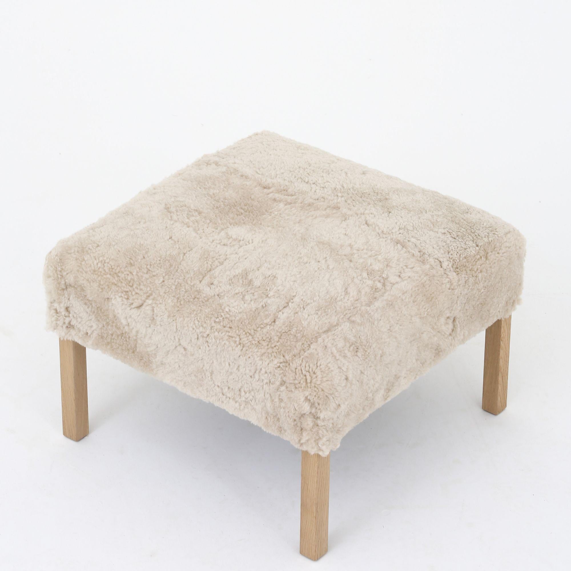 Chaise Wingback avec tabouret d'Ejner Larsen en vente 1