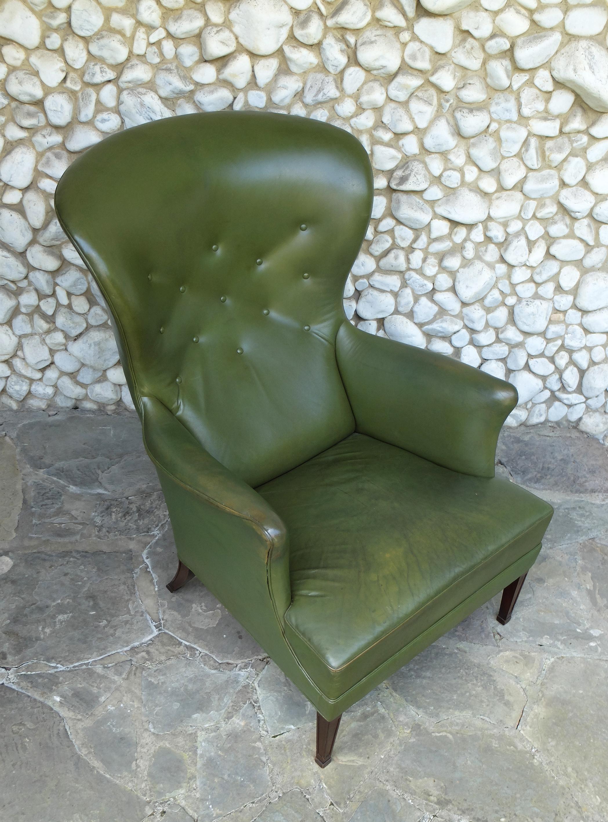 Wingback Easy Chair with Provenance in Green Leather by Frits Henningsen Denmark In Good Condition In Vorst, BE