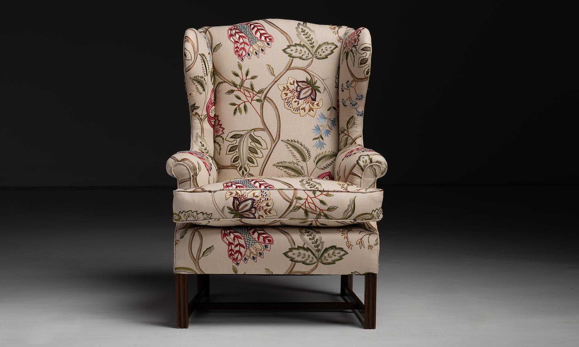 English Wingback in Embroidered Linen by Pierre Frey, England circa 1890 For Sale