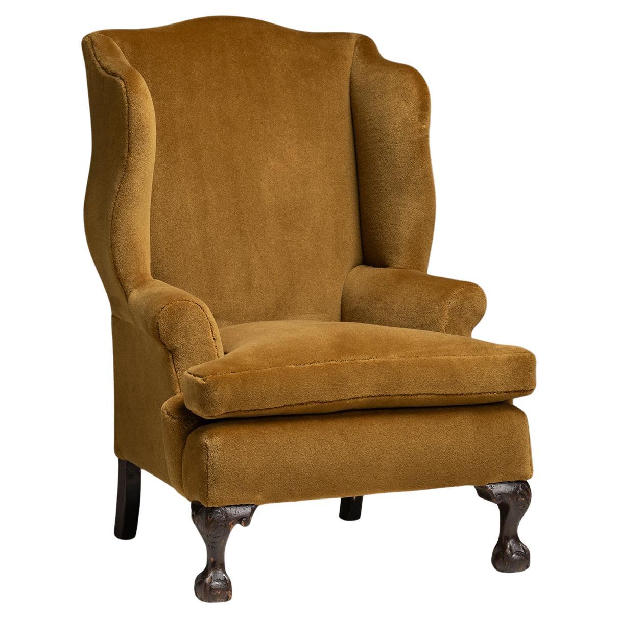 Wingback in Pierre Frey Velvet, England circa 1900 en vente