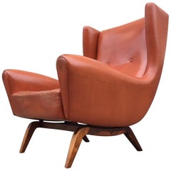 Wingback Leather and Rosewood Easy Chair by Illum Wikkelsø for Søren Wlladsen