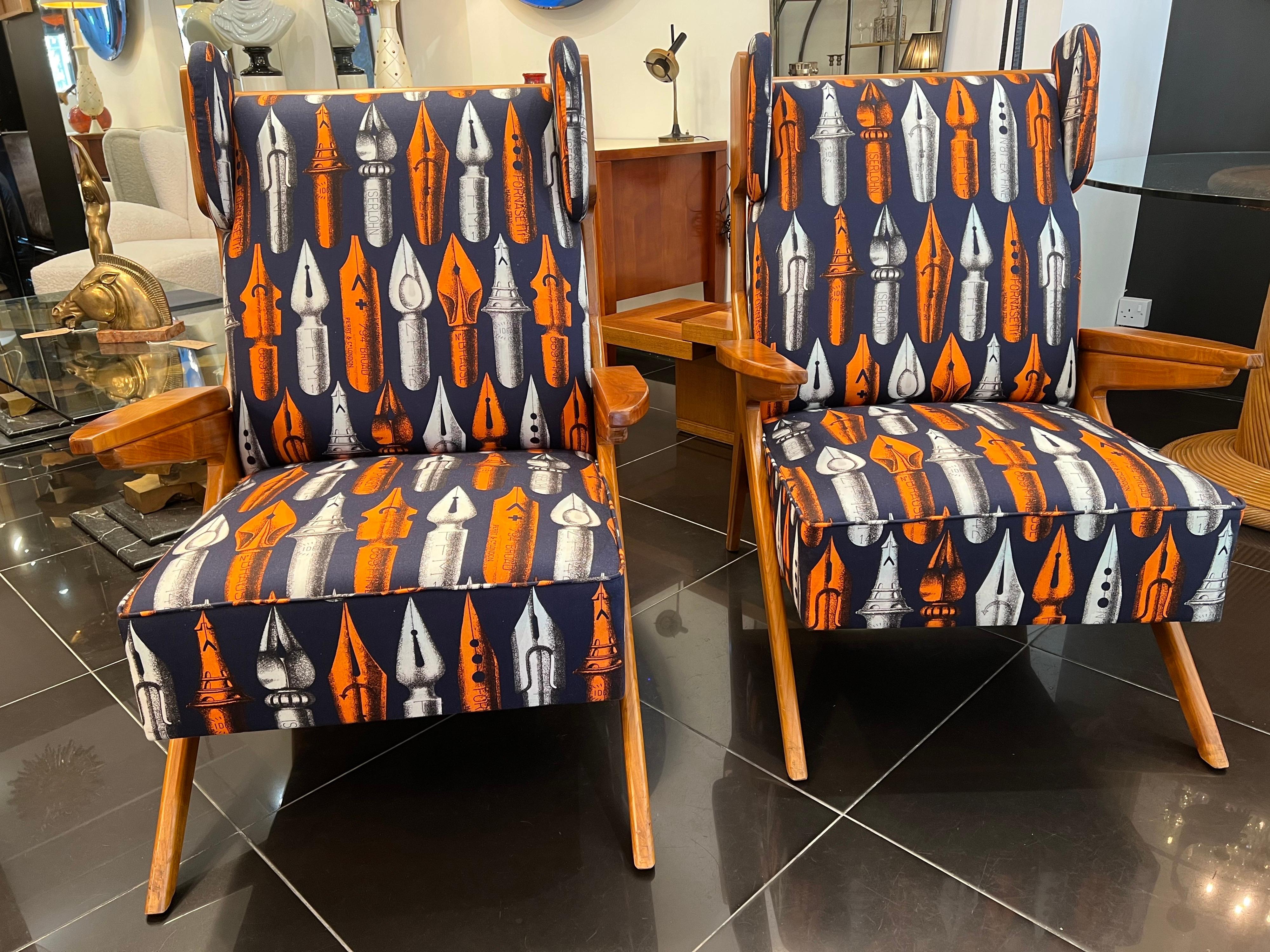 Wingback Library Chair in Piero Fornasetti, Stylo Plume Fabric In Good Condition For Sale In London, GB