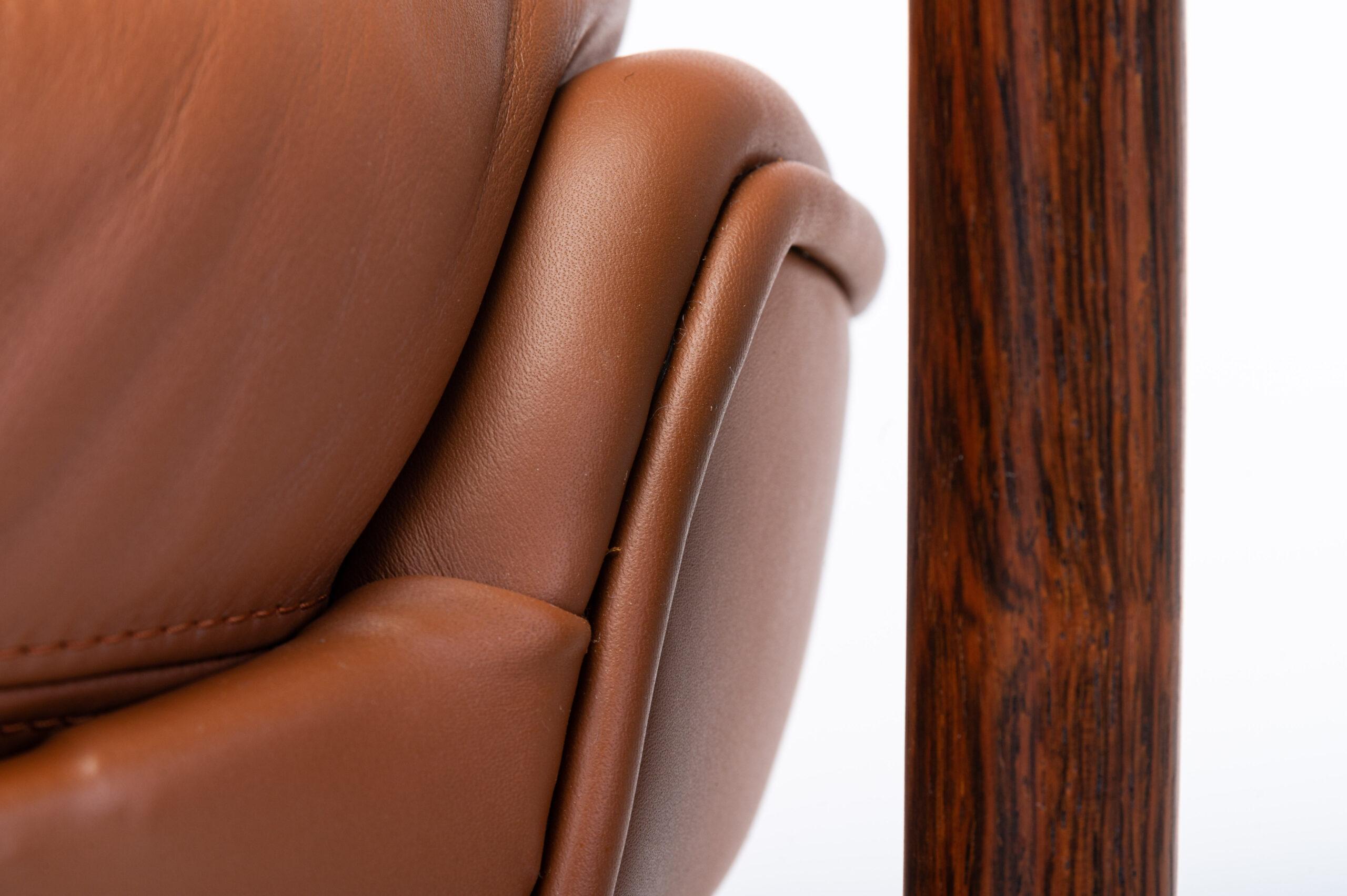 Wingback Lounge Chair von Ib Kofod-Larsen für Fröscher im Angebot 5