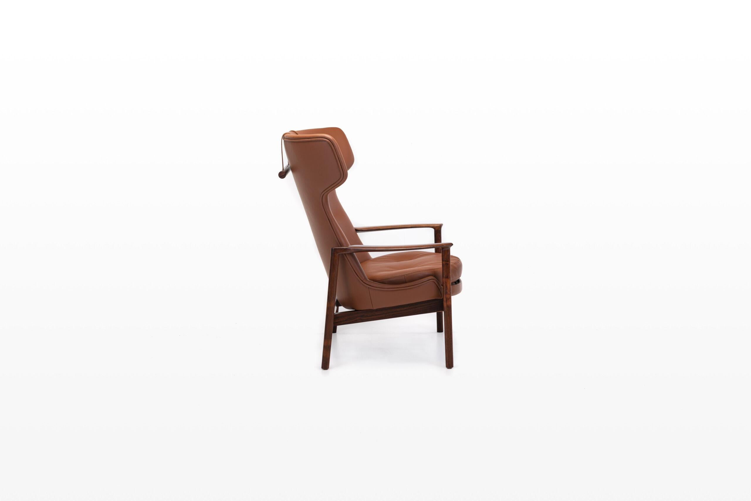 Danish Wingback Lounge Chair by Ib Kofod Larsen for Fröscher For Sale