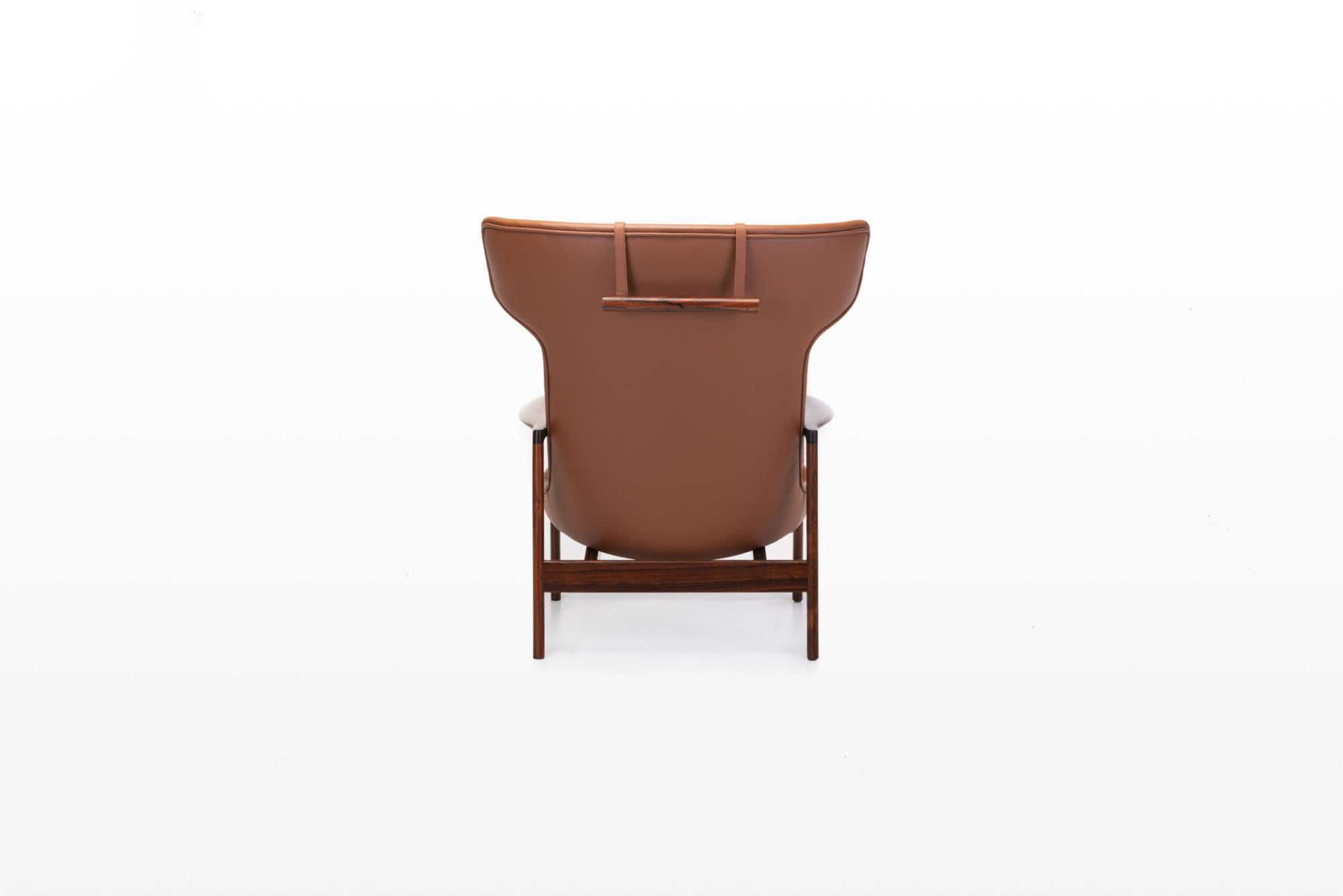 Butaca Wingback de Ib Kofod-Larsen para Fröscher siglo XX en venta
