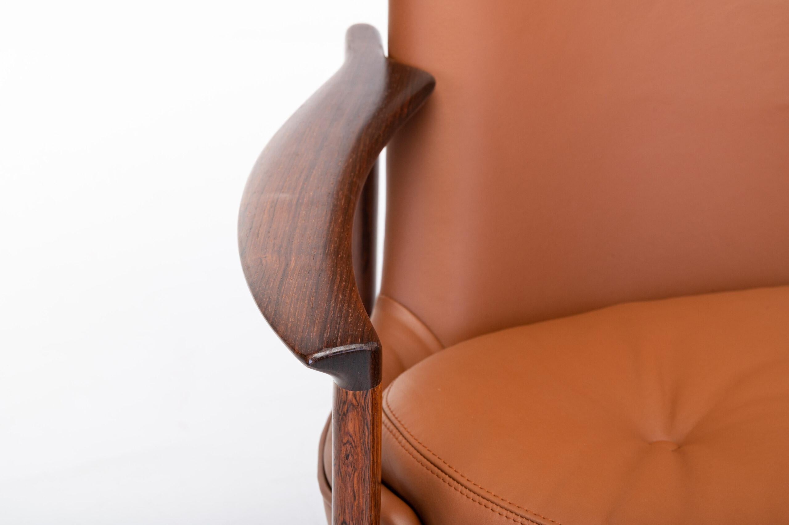 Wingback Lounge Chair by Ib Kofod Larsen for Fröscher For Sale 1