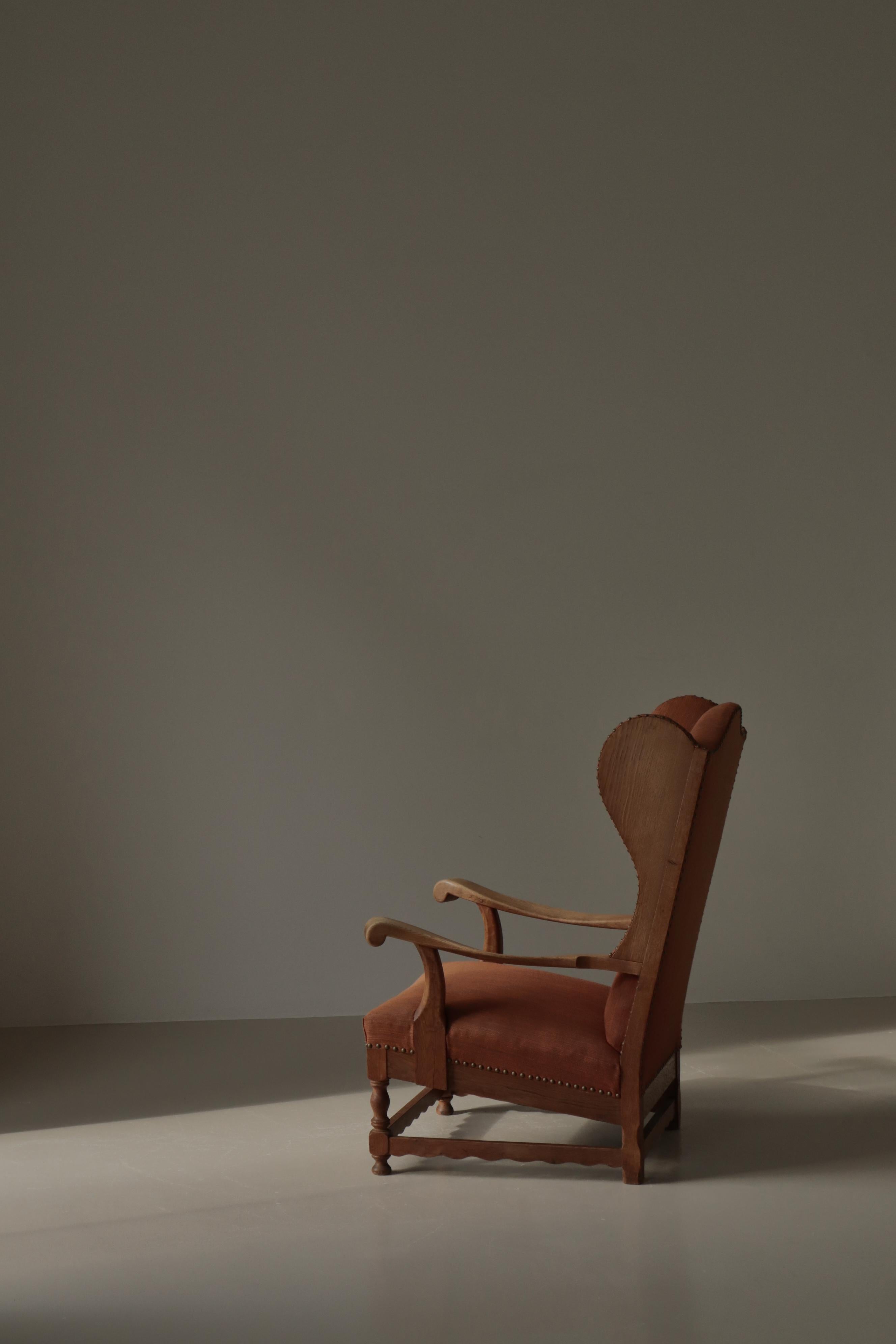 Silla Lounge Wingback de roble macizo y lana de ebanista danés, década de 1940 Escandinavo moderno en venta