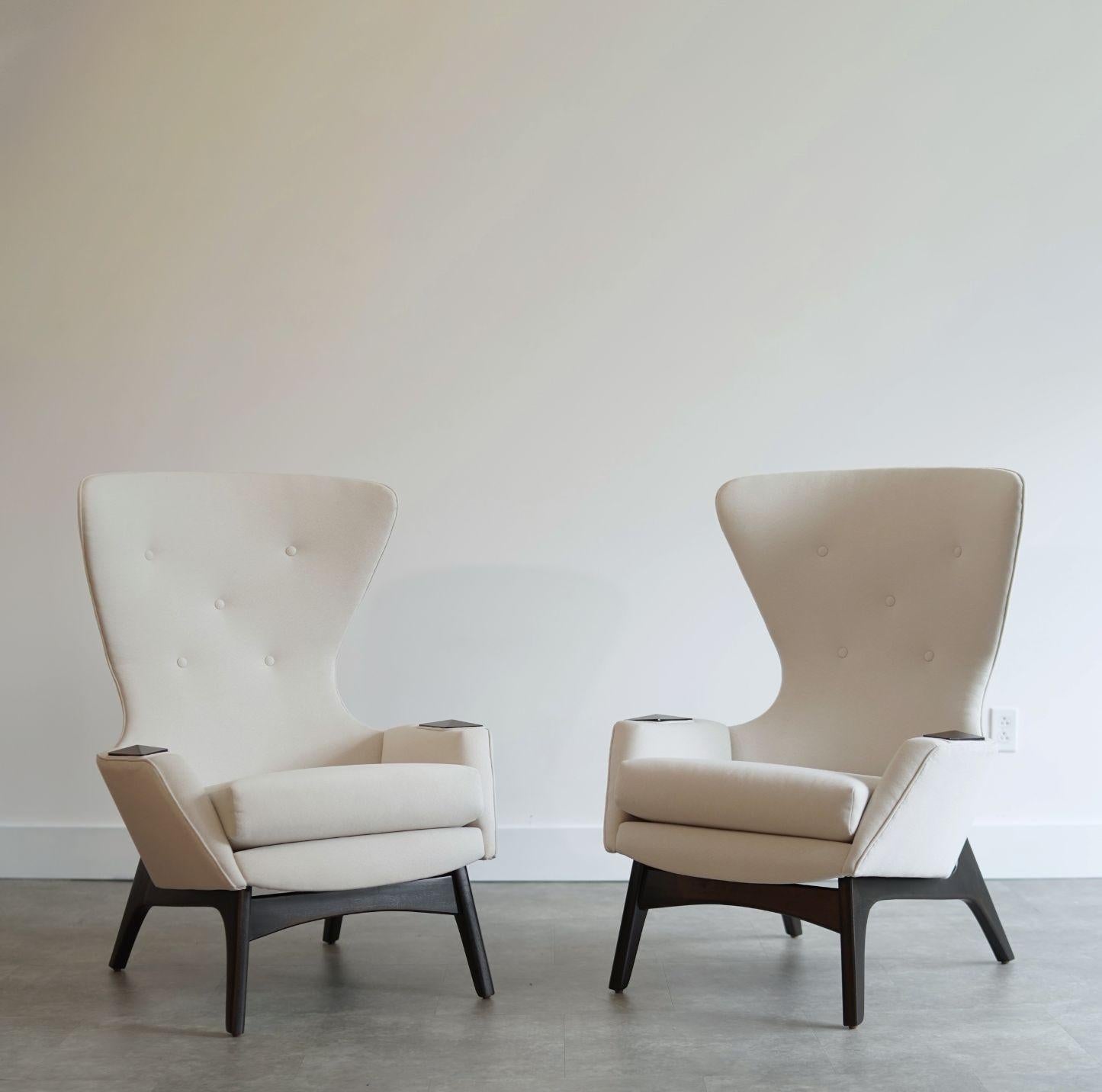 Mid-Century moderno Sedie da salotto Wingback di Adrian Pearsall, C.C. anni '50 in vendita