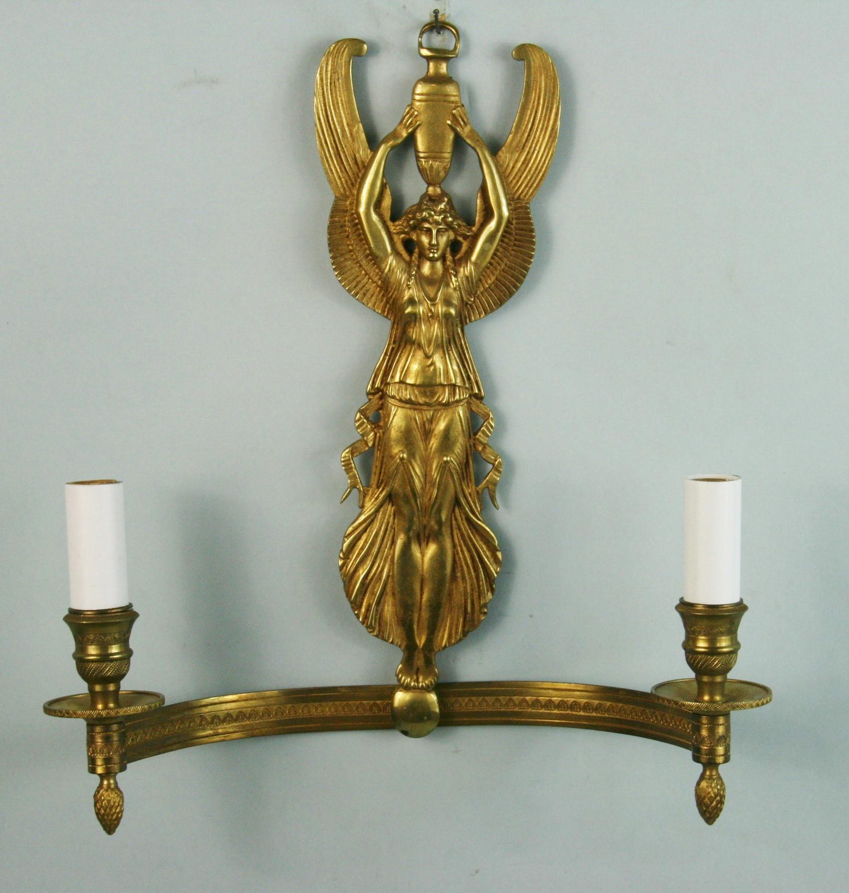 Ángel Alado Apliques de Dos Luces Apliques de Pared Años 20 Pareja principios del siglo XX en venta