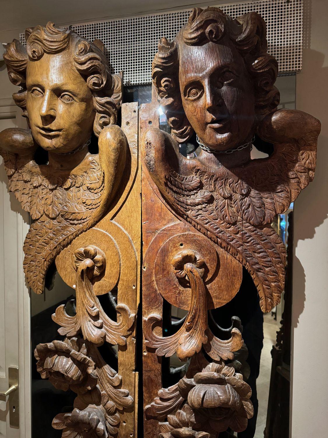 Anges ailés, très grande paire de panneaux, Flandres 17e siècle Bon état - En vente à PARIS, FR