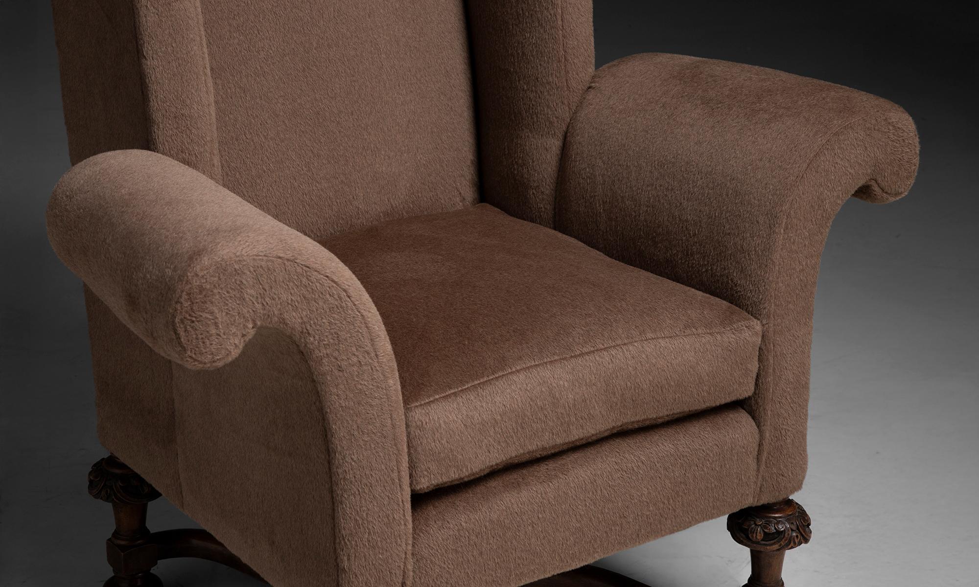 English Winged Armchair in Wool, England circa 1920 For Sale