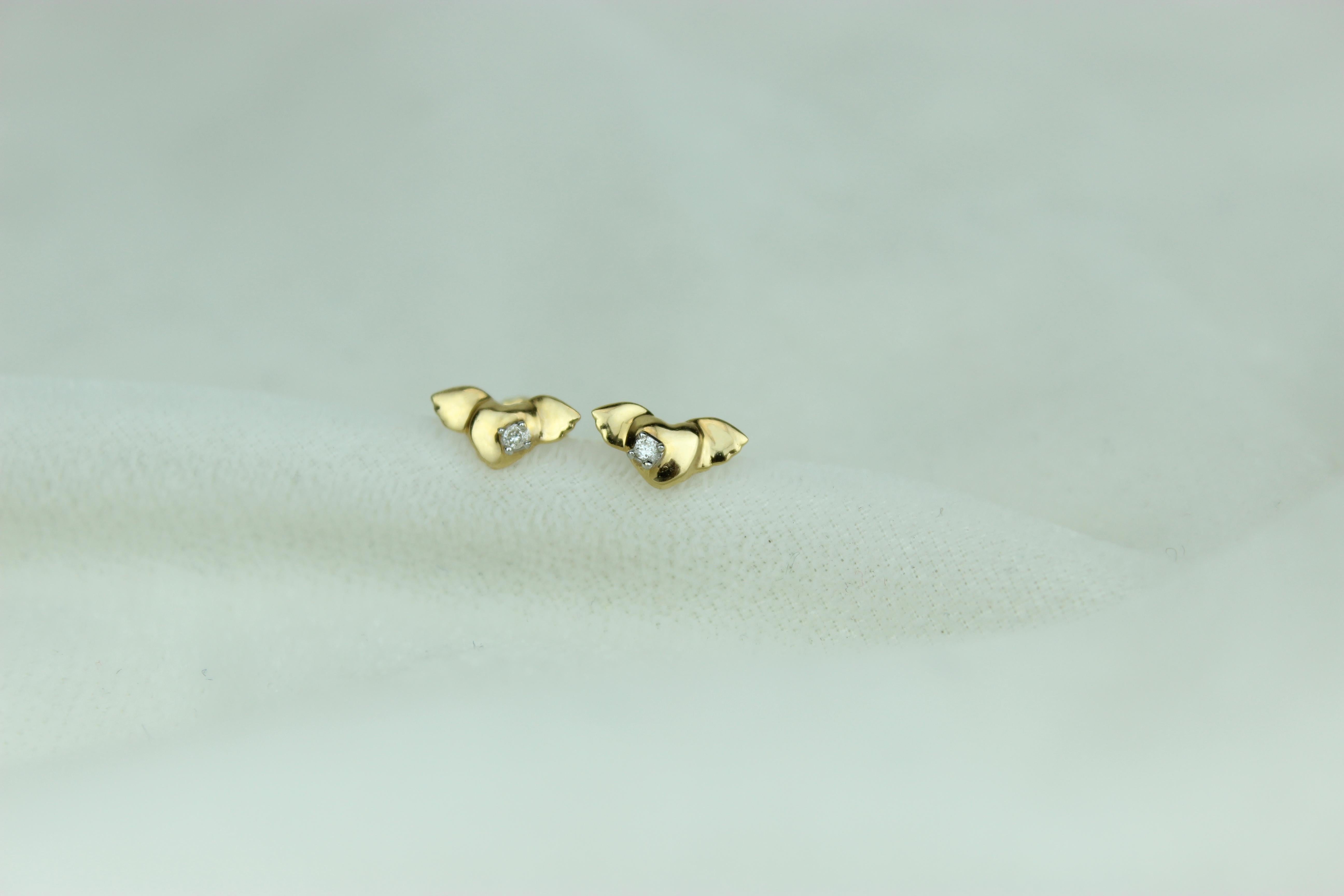 Winged Heart Diamond Earrings for Girls (Kids/Toddlers) in 18K Solid Gold For Sale 1