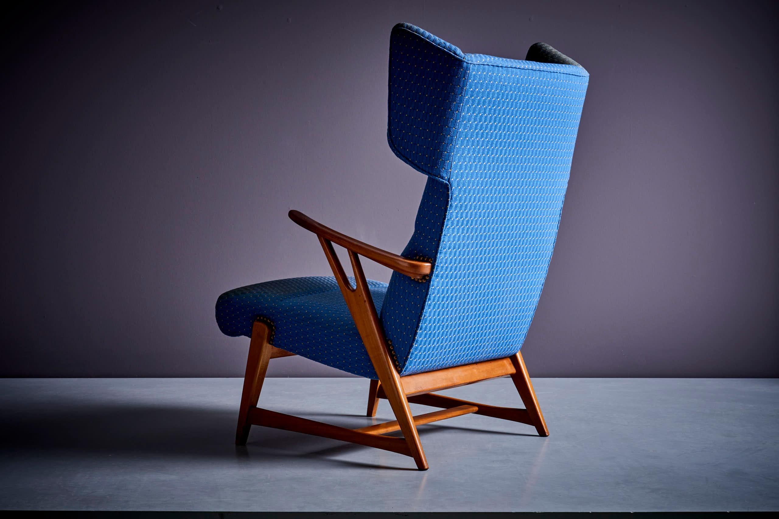 Winged Highback Italian Lounge Chair in the manner of Carlo Molino, 1950s  For Sale 4