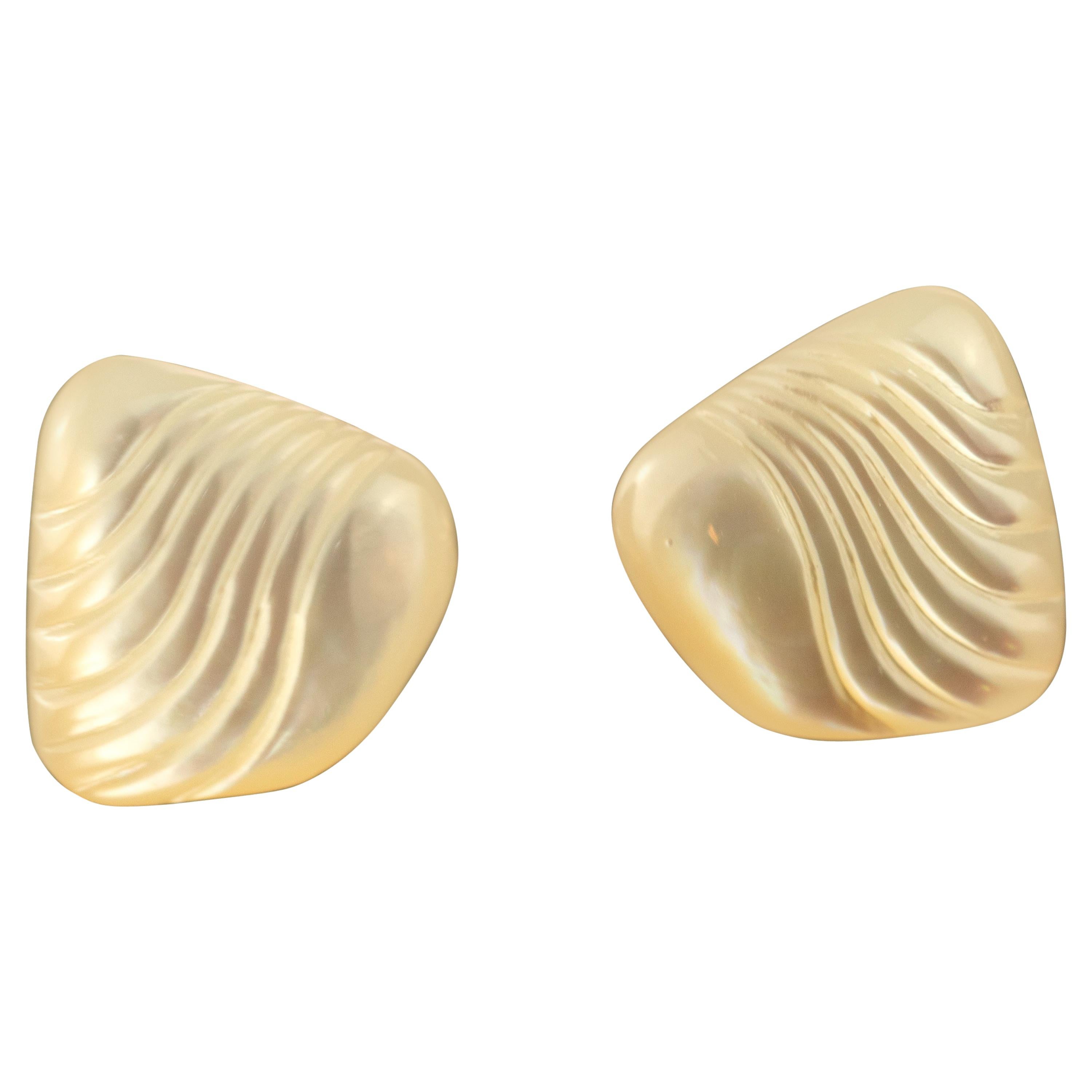 Wings 9 Karat Gold Mother of Pearl Carved Stud Handmade Free Earrings For Sale