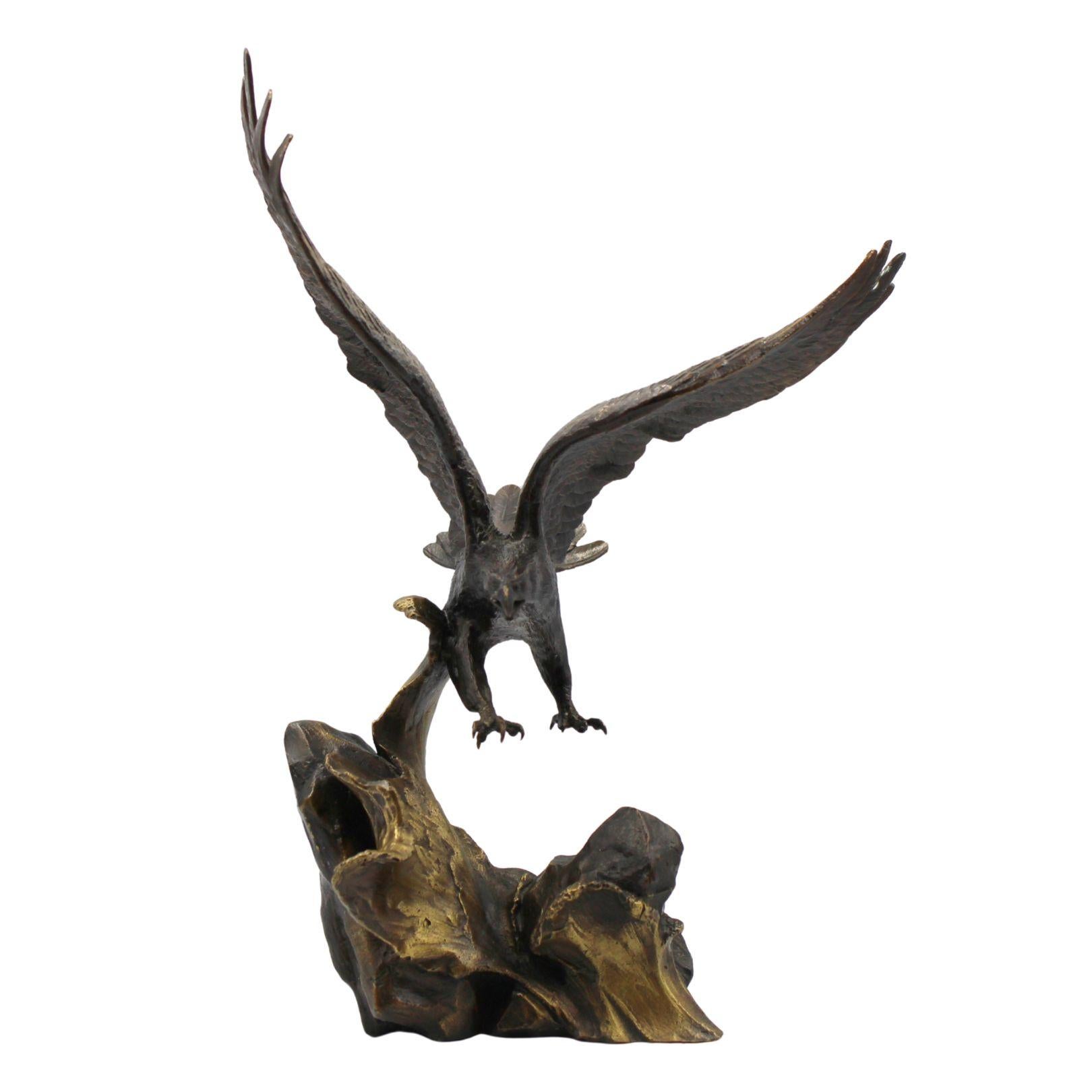Sculpture d'aigle en bronze 