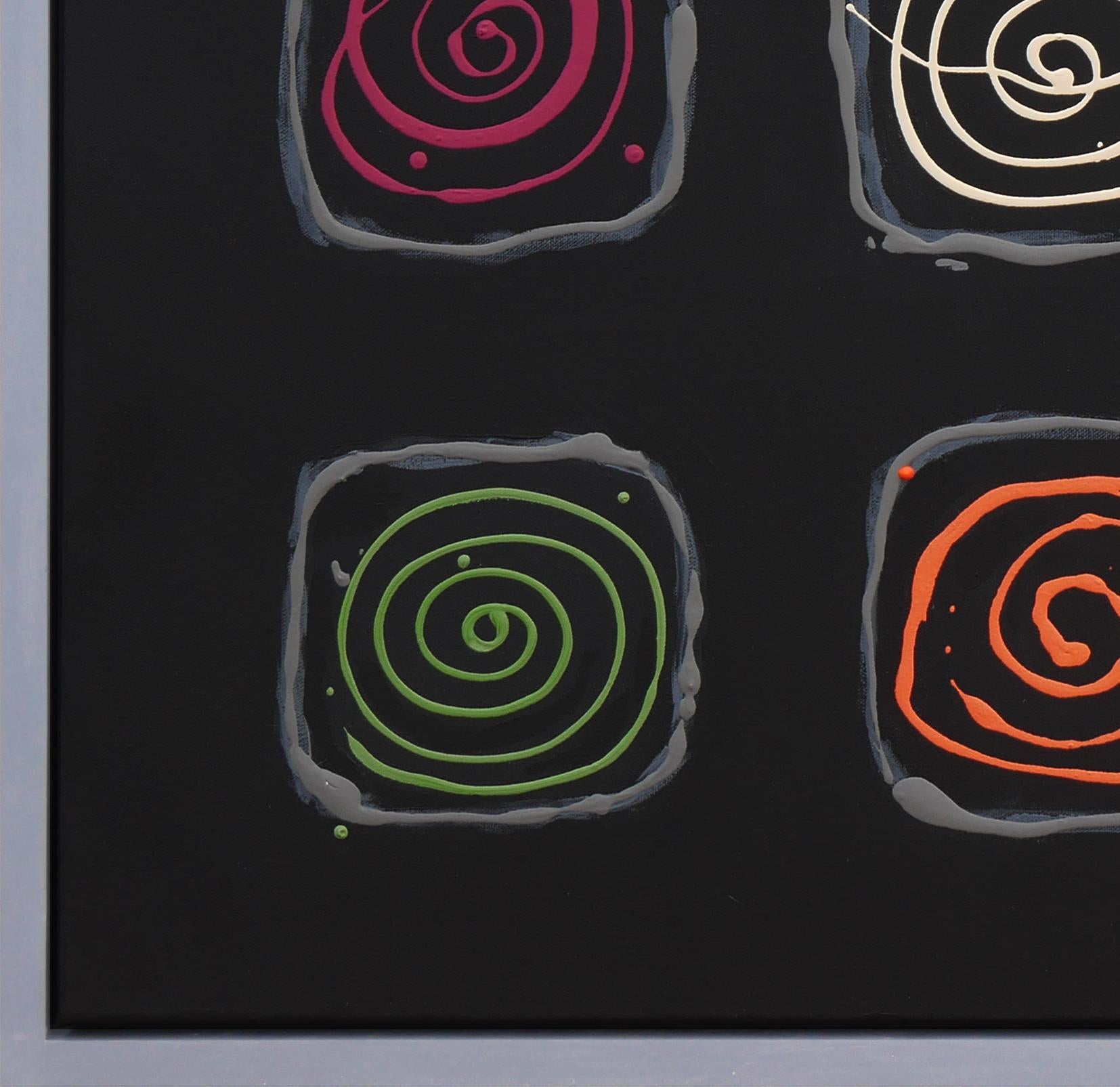 Colorato quadro astratto contemporaneo dell'artista Winifred Booth di Houston, TX. Il dipinto raffigura nove spirali multicolori in una griglia su un semplice sfondo nero. L'opera è firmata dall'artista nell'angolo anteriore in basso a destra.