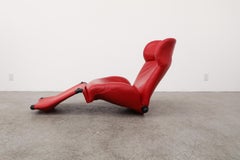 "Wink" Cassina Lounge Chair in Red Leather by Toshiyuki Kita, 1980's Italy