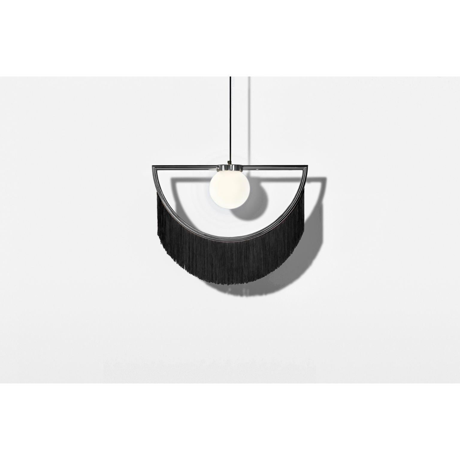 Spagnolo Lampada da soffitto Wink - Struttura in grafite e frange rosa pastello di Masquespacio in vendita