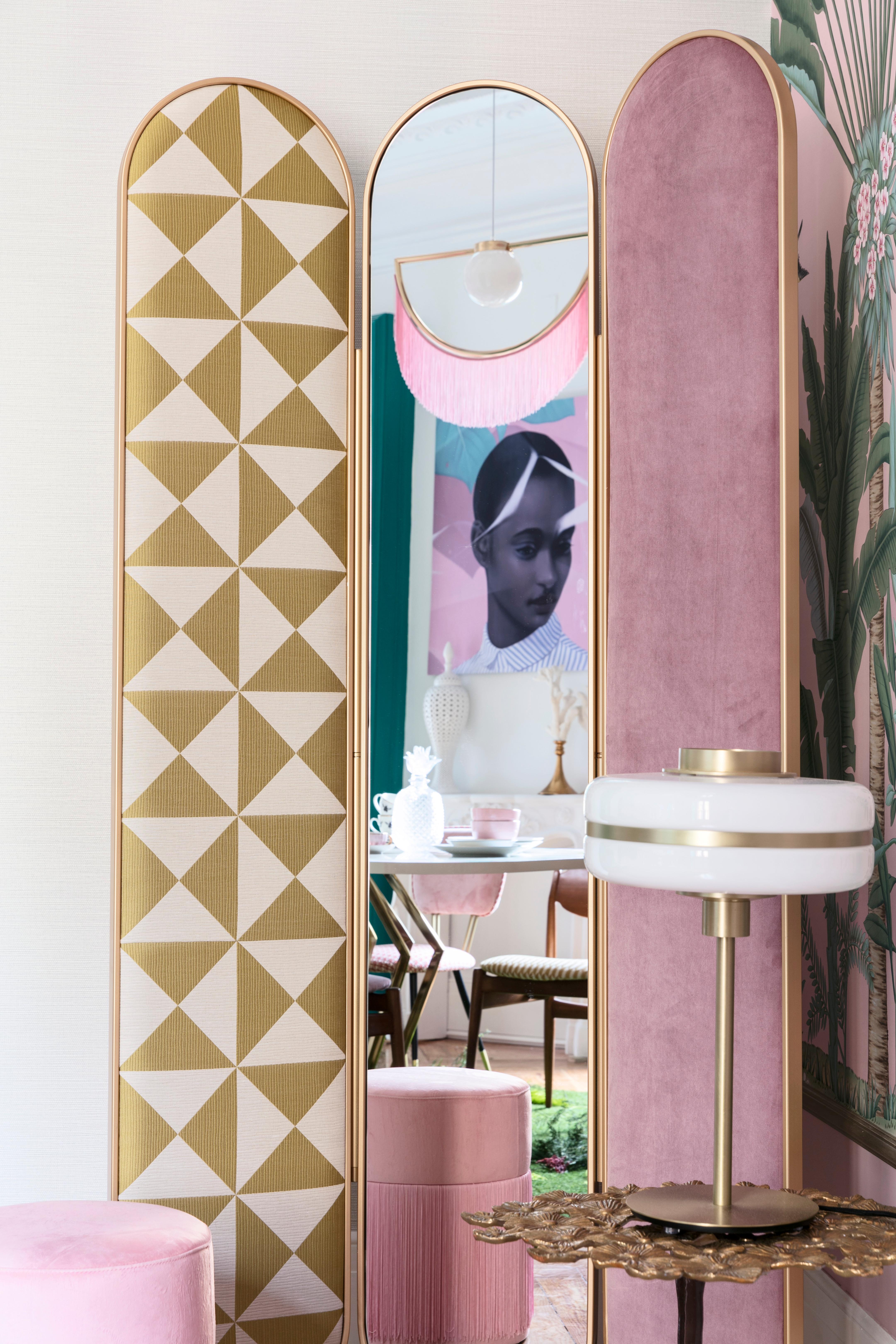 Autre Lampe pendante Wink en plaqué or avec franges roses en vente