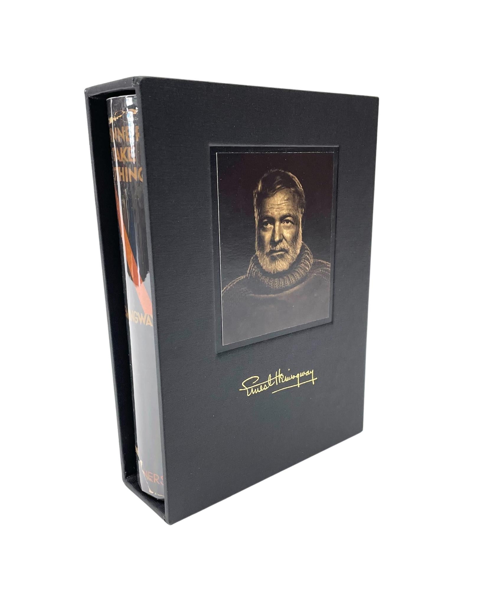 Ernest Hemingway, Ernest. Winner Take Nothing. New York: Charles Scribner's Sons, 1933. Prima edizione, prima stampa. Ottavo. In cartoncino originale dell'editore e giacca di polvere originale non ritirata. Alloggiato in una custodia personalizzata