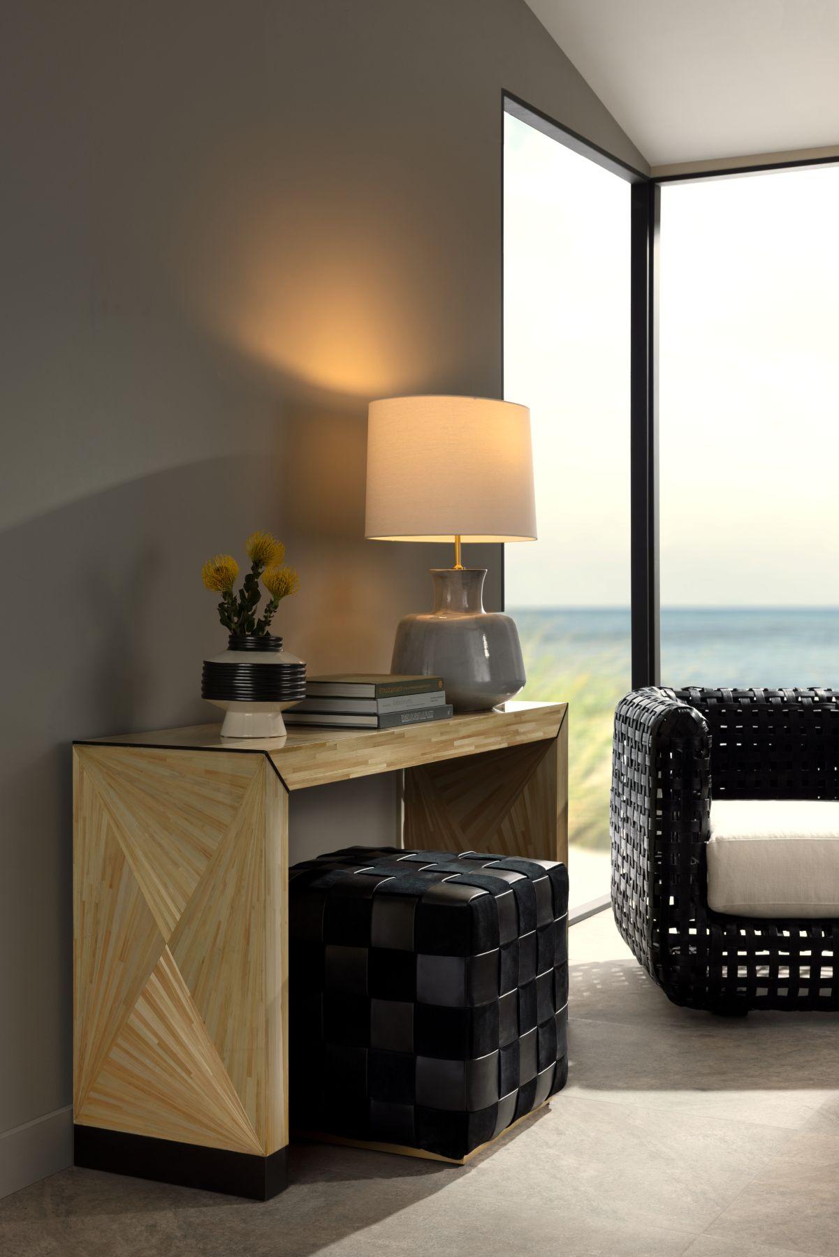 Winnetka Ottoman FOI04 - Black Leather For Sale 2