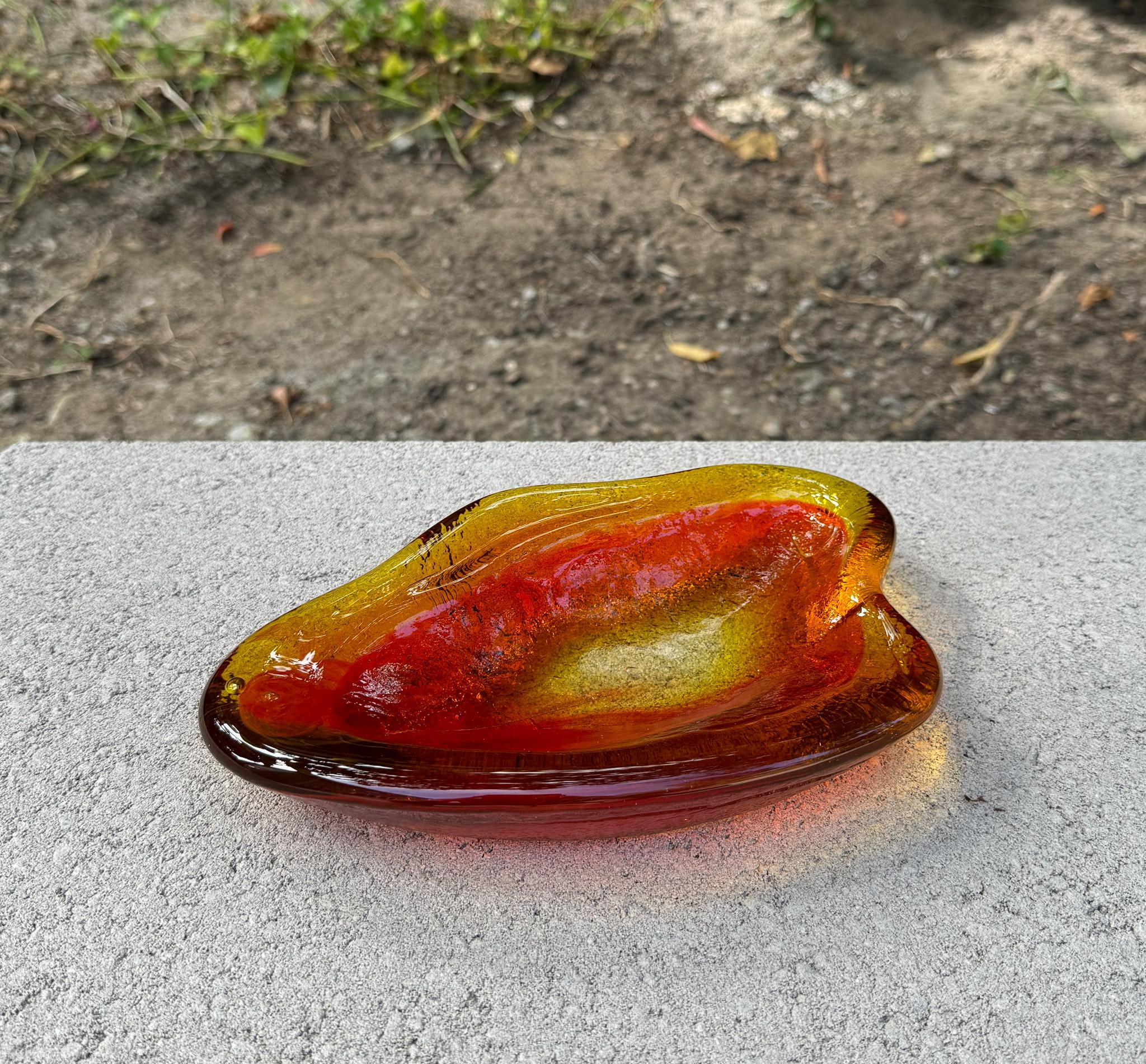 Winslow Anderson Handmade Amoeba Freeform Glass Bowl / Tray for Blenko, c.1965 For Sale 8