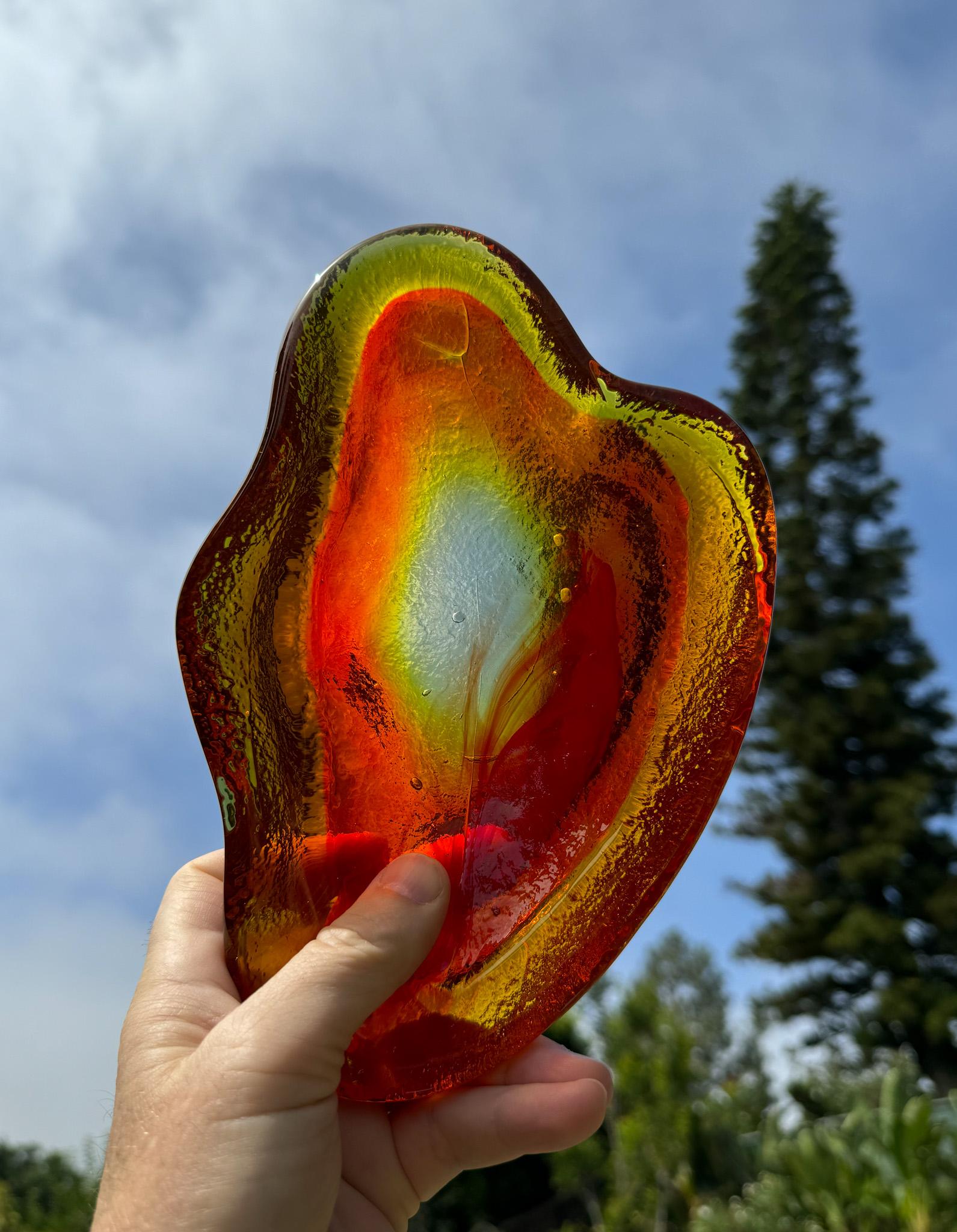American Winslow Anderson Handmade Amoeba Freeform Glass Bowl / Tray for Blenko, c.1965 For Sale