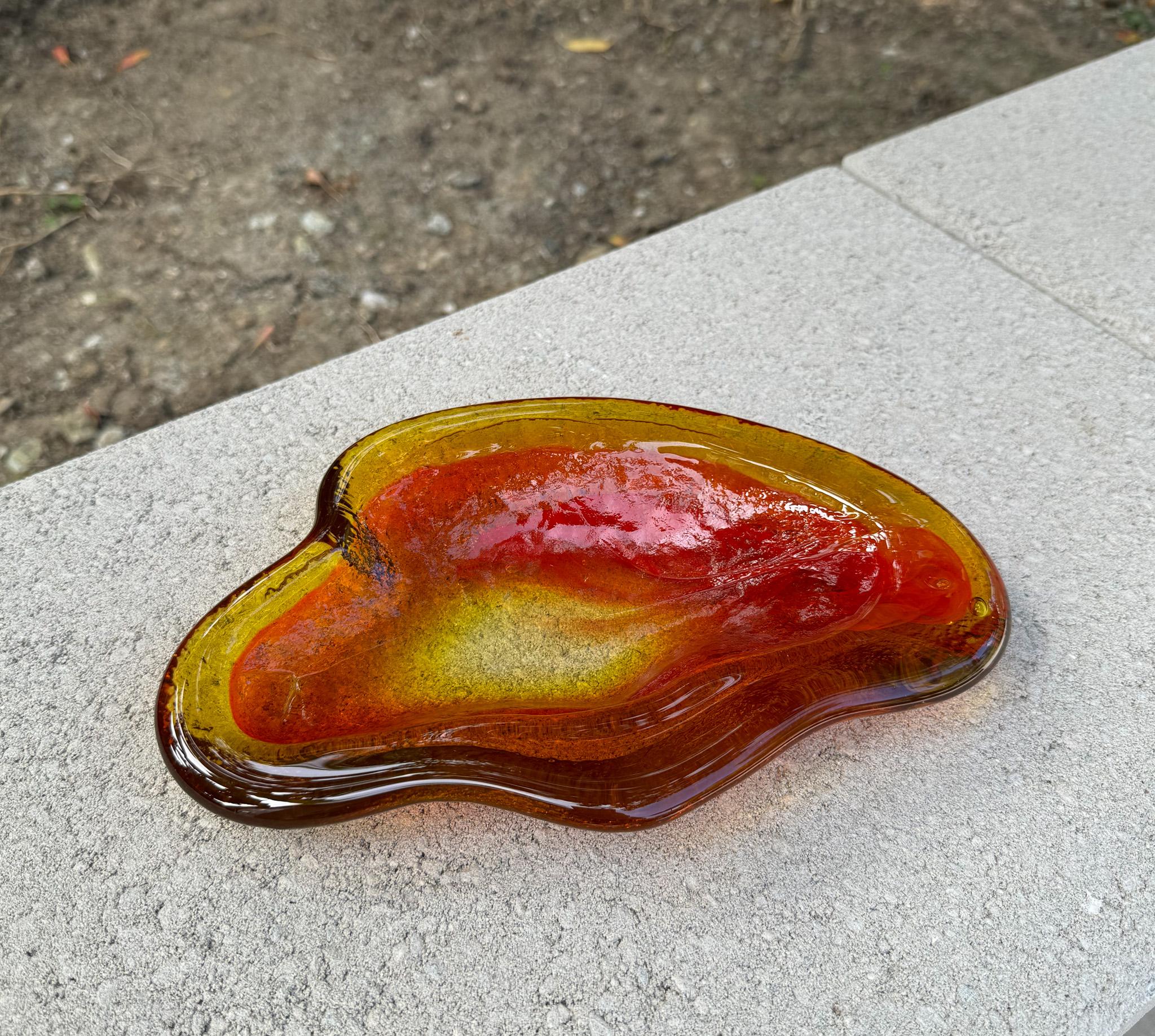 Winslow Anderson Handmade Amoeba Freeform Glass Bowl / Tray for Blenko, c.1965 For Sale 2