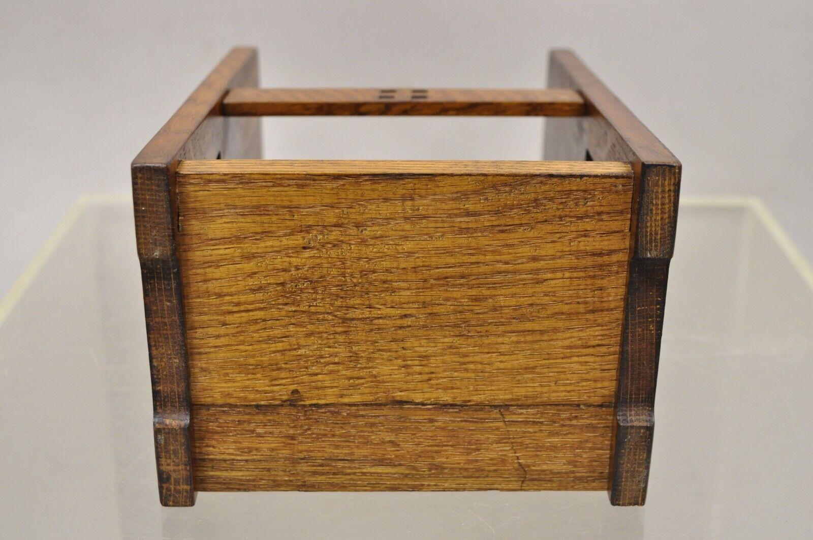 Winstanley & Bertucci Arts & Crafts Mission Oak Letter Holder Shelf 'B' For Sale 4