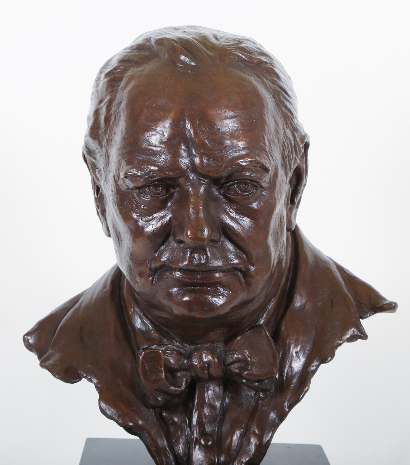 Winston Churchill Bronze Bust Sculpture by Earline Heath King (1913-2011) In Good Condition In New York, NY