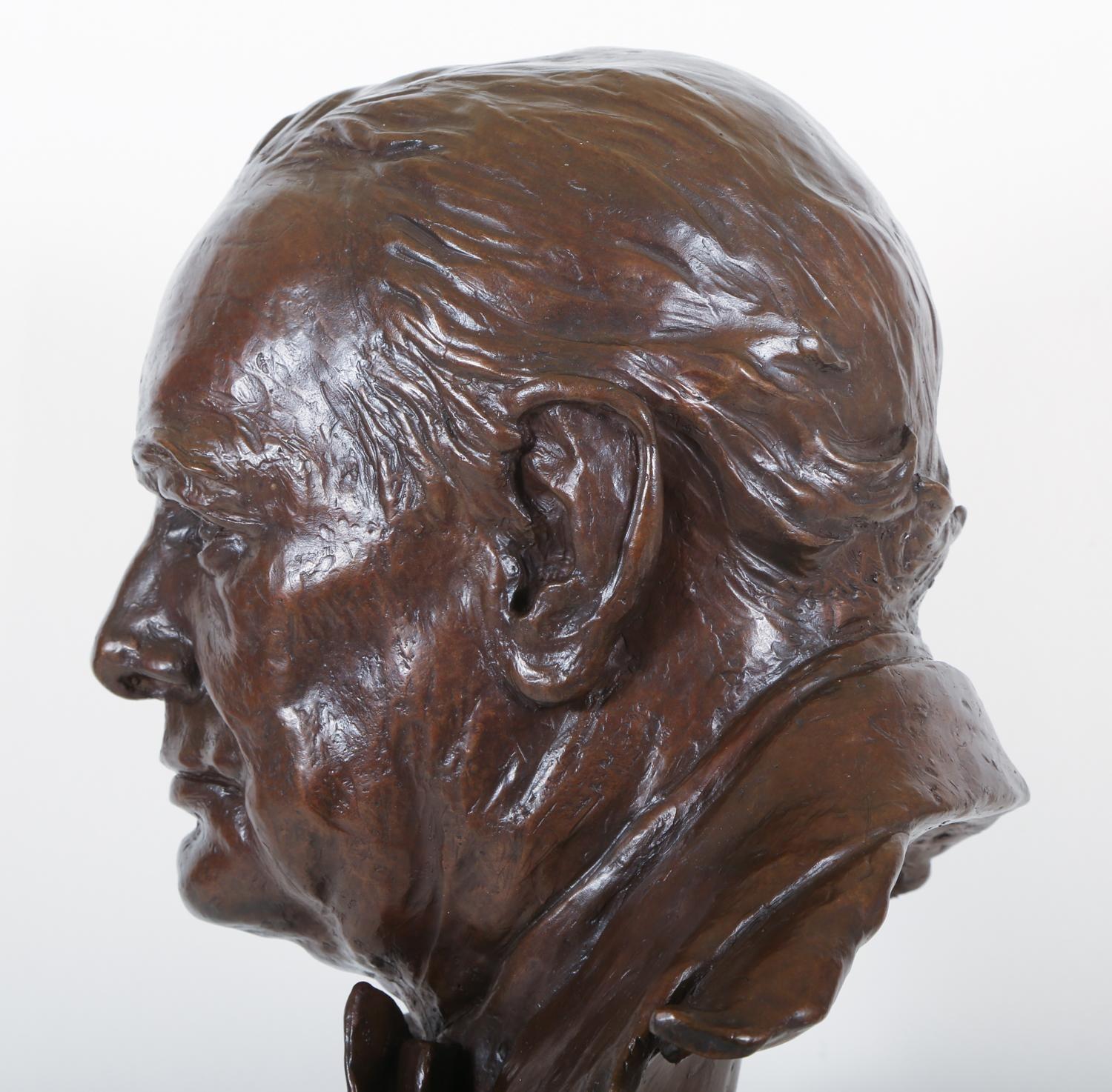 Winston Churchill Bronze Bust Sculpture by Earline Heath King (1913-2011) 1
