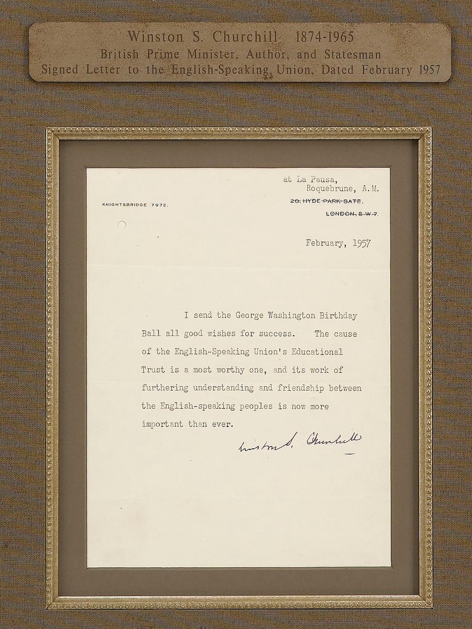 Lettre dactylographiée signée de Winston Churchill, à l'Union de langue anglaise, fév. 1957 Bon état - En vente à Colorado Springs, CO
