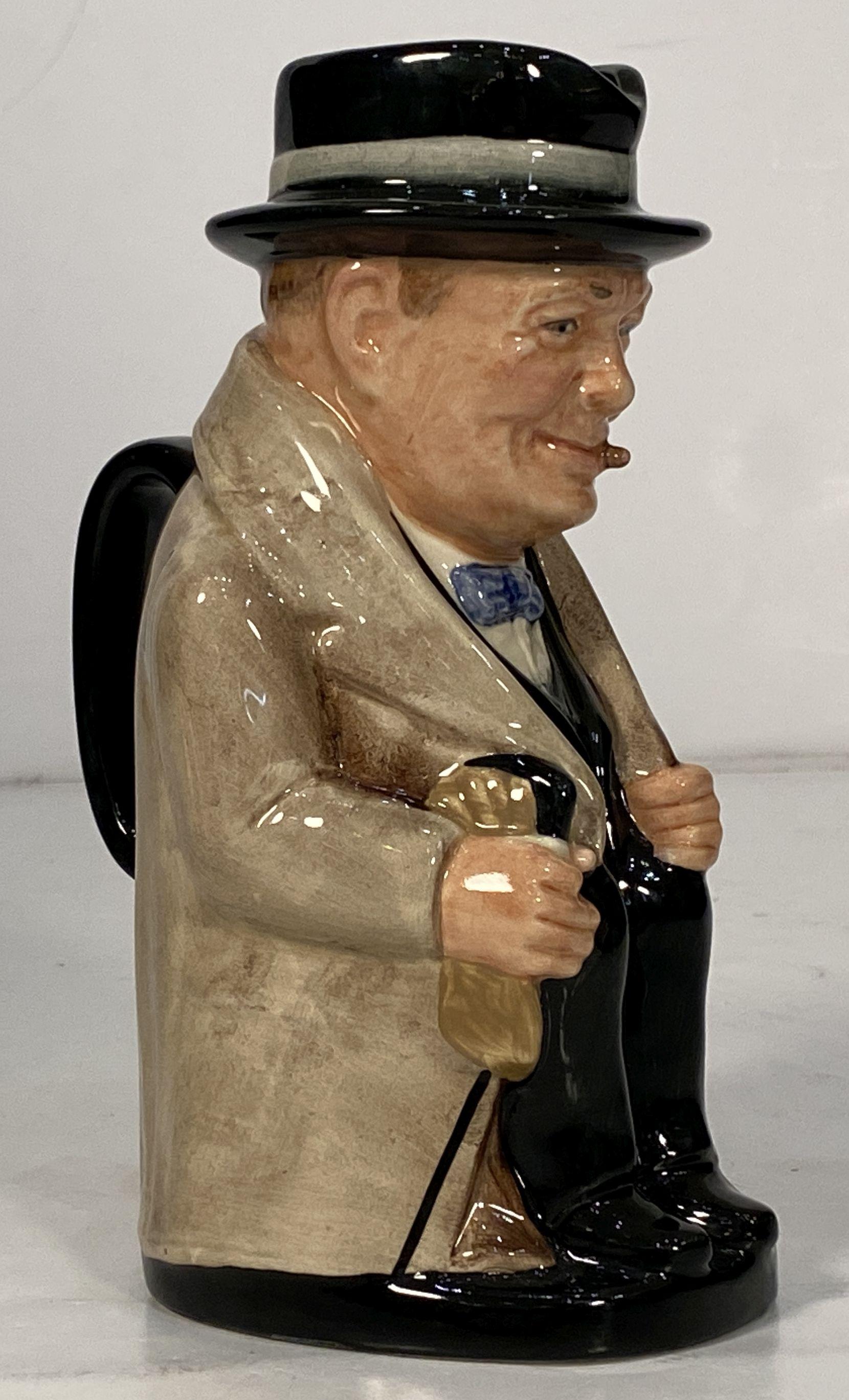 Jarra Winston Churchill Toby de Royal Doulton Glaseado en venta