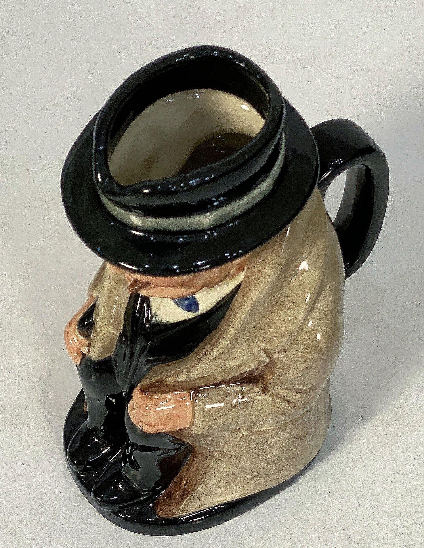 Jarra Winston Churchill Toby de Royal Doulton en venta 1