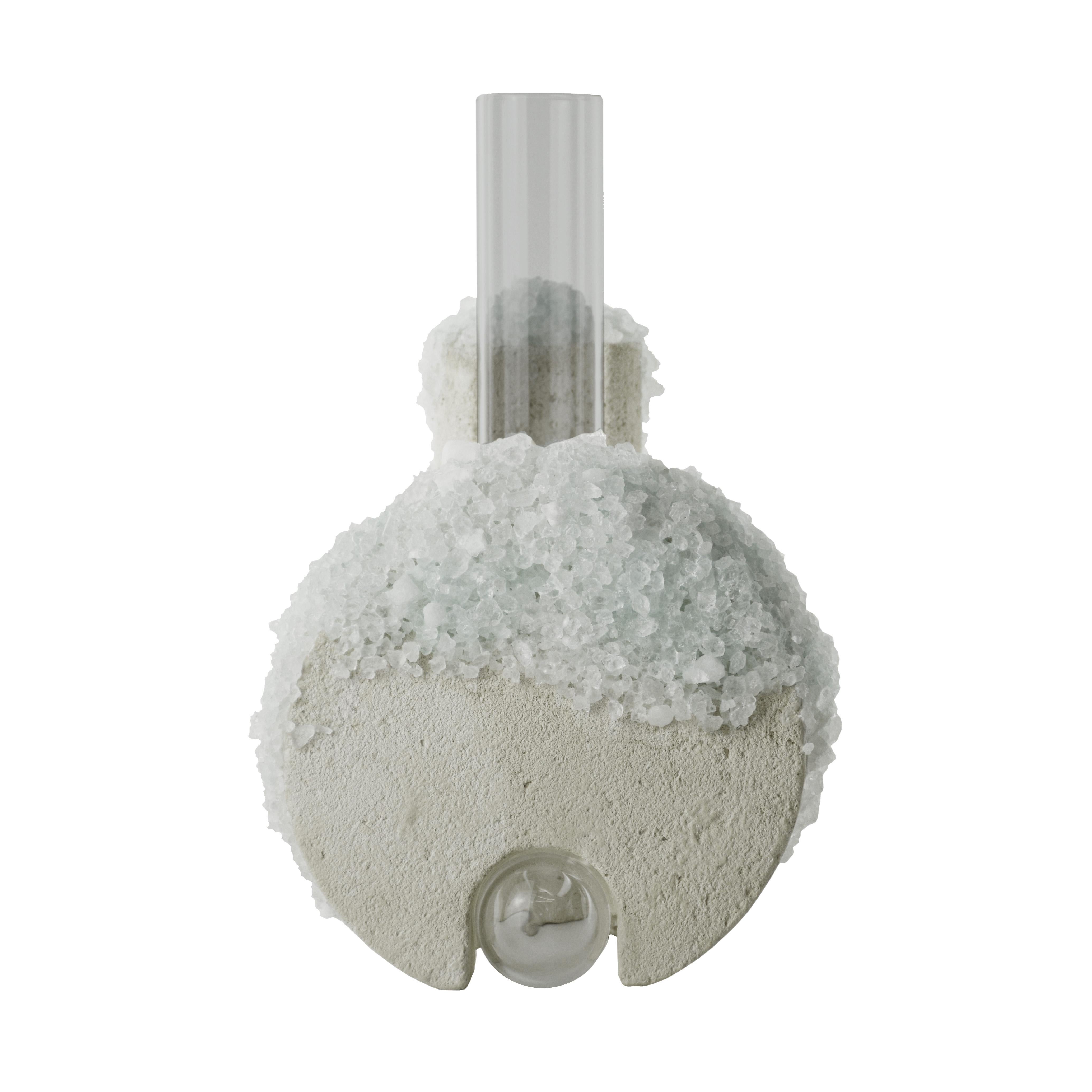 Winter 1 Cochlea della Metamorfosi 2 Seasons Edition Vase by Coki Barbieri
Dimensions: W 14 x D 15 x H 24 cm.
Materials: Handcrafted stone made with Matera stone fragments, sedimentary rocks of the Italian Apennines and pure water, Italian rock