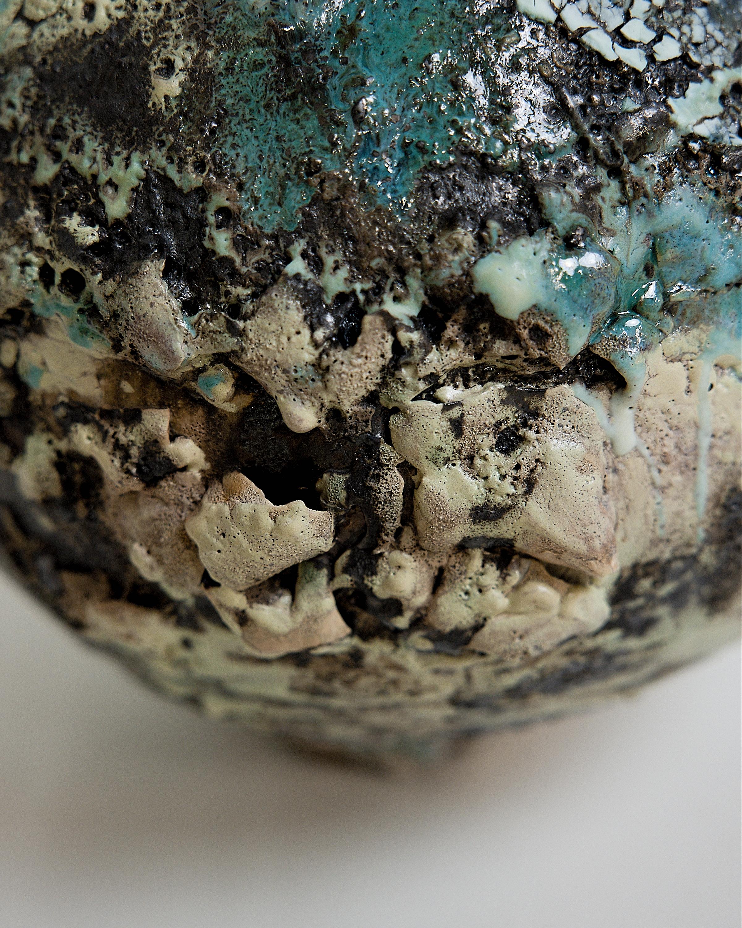Winter Moon Cracked Vase !! For Sale 3