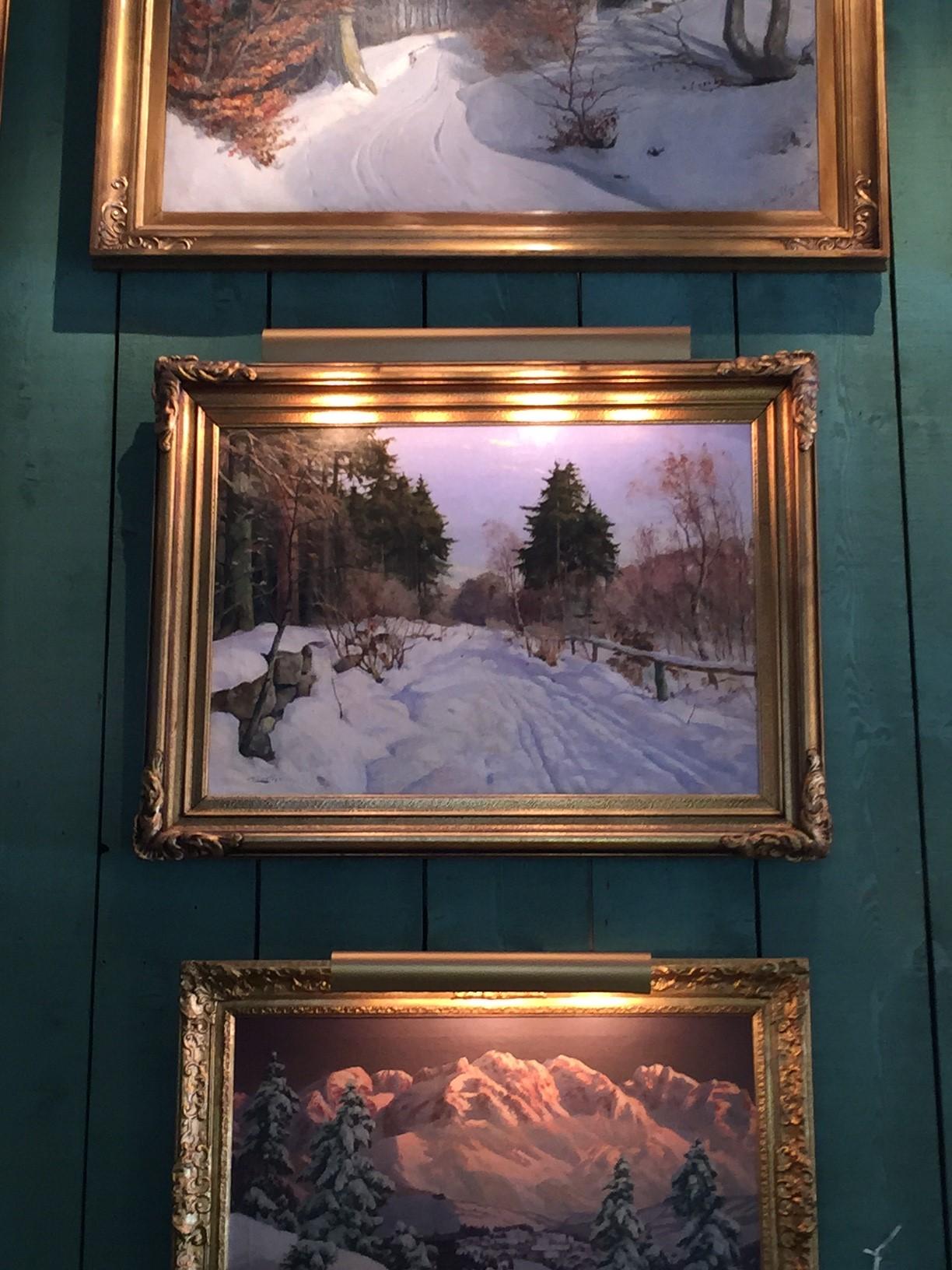 Européen Scène d'hiver d'une route rurale par Harald Pryhn Peinture danoise huile sur toile neige en vente